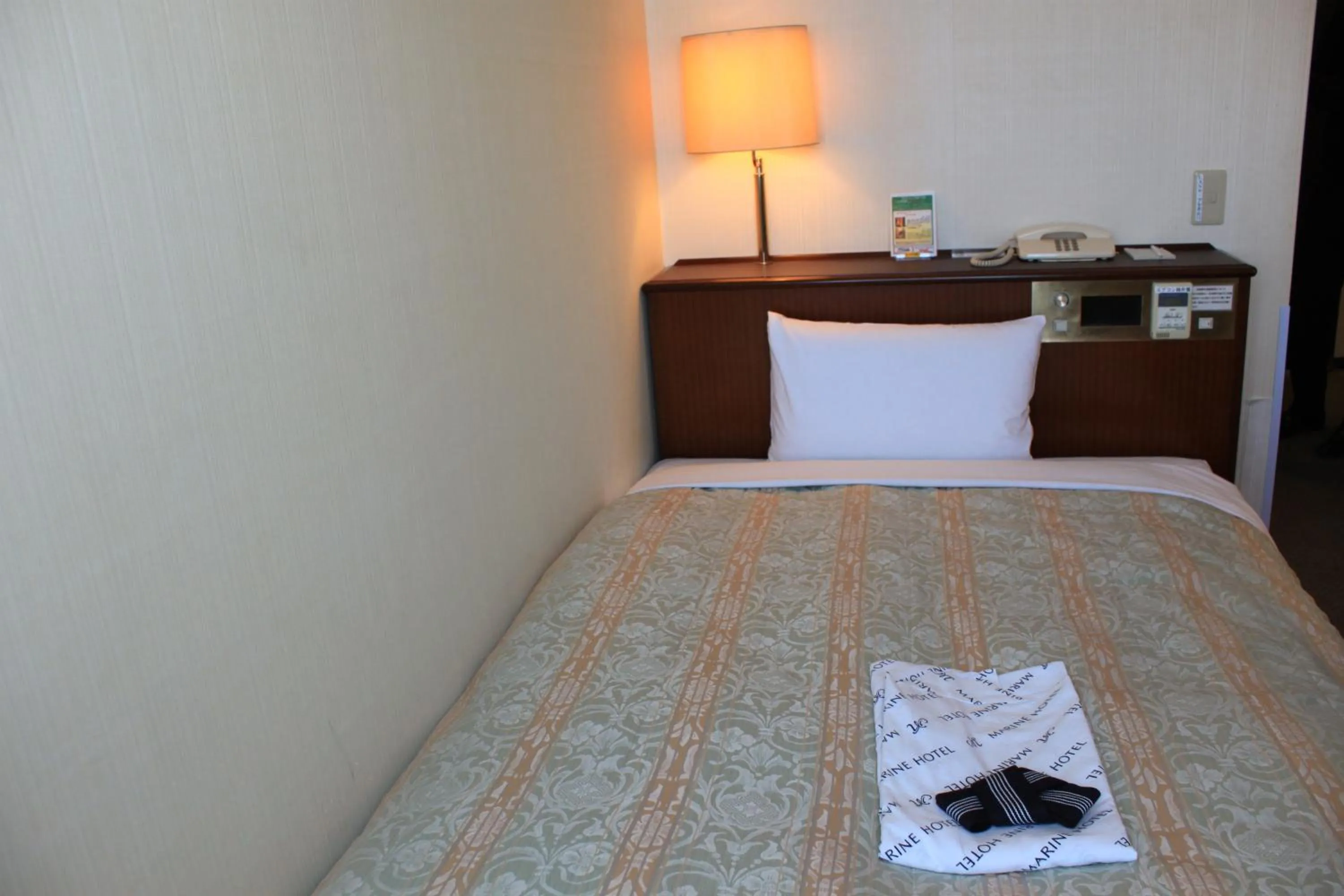 Bed in Ichihara Marine Hotel