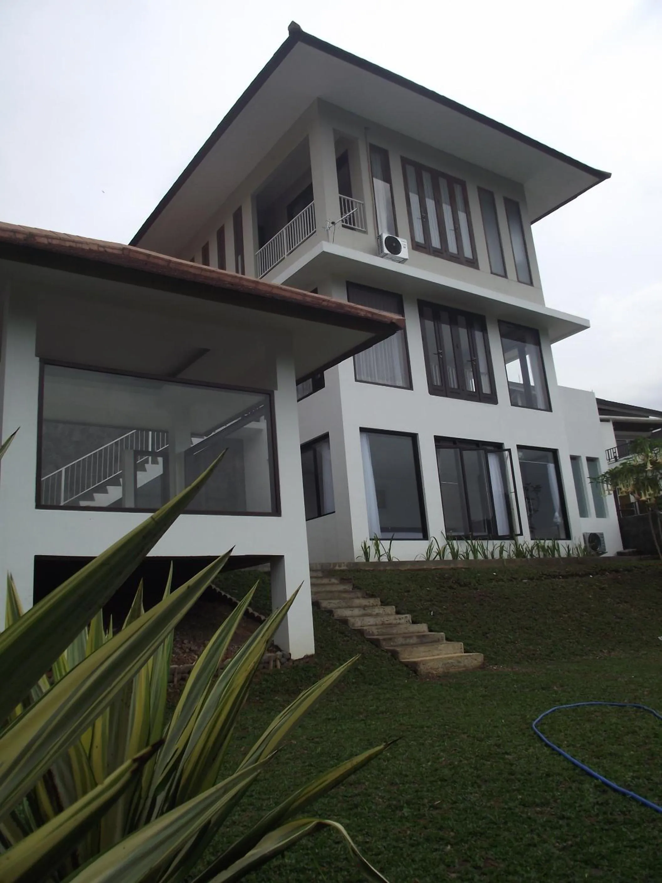 Property building in Villa Kencana Syariah