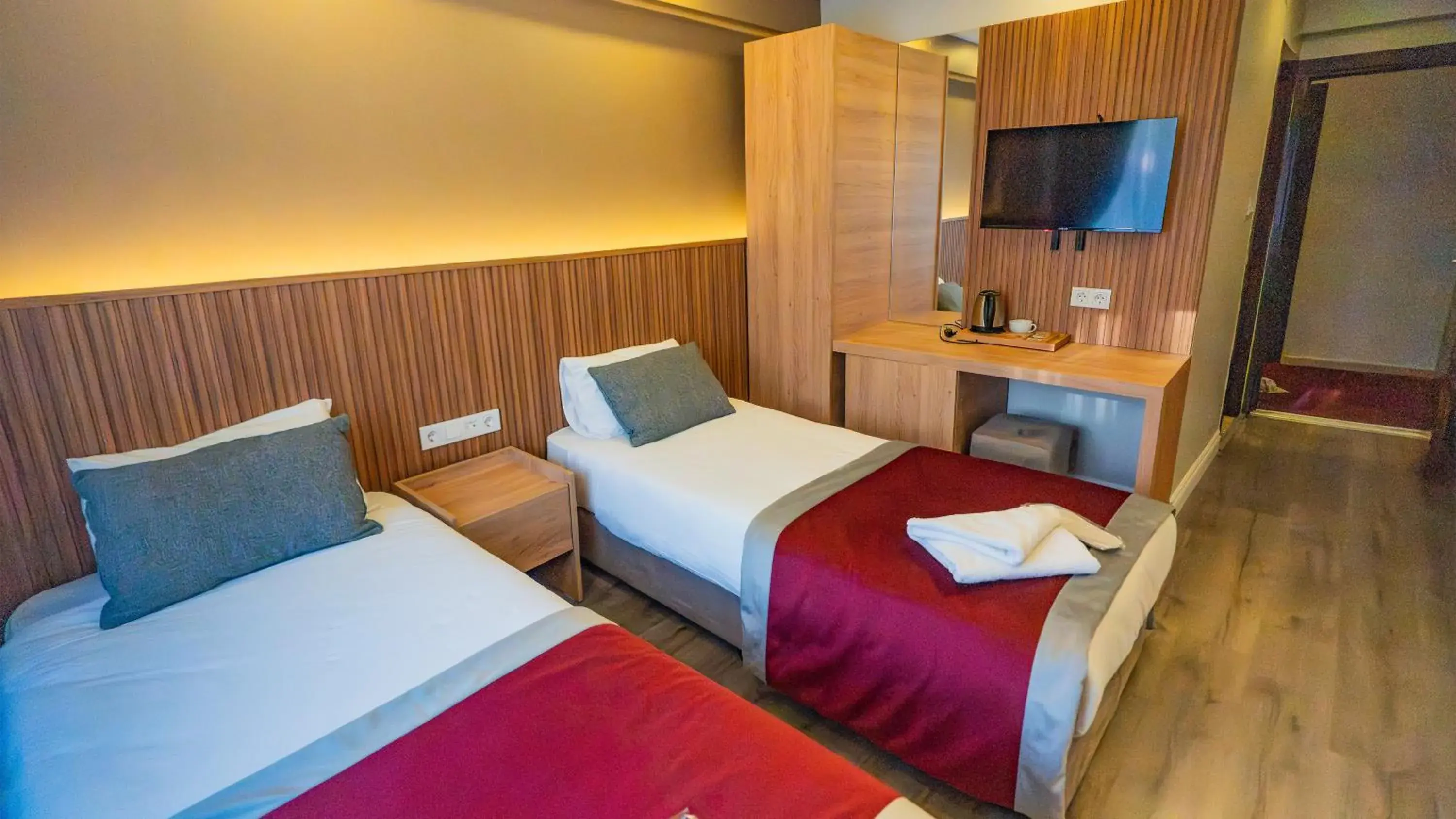 Twin Room - single occupancy in Diana Hotel Twin Room - single occupancy in Diana Hotel