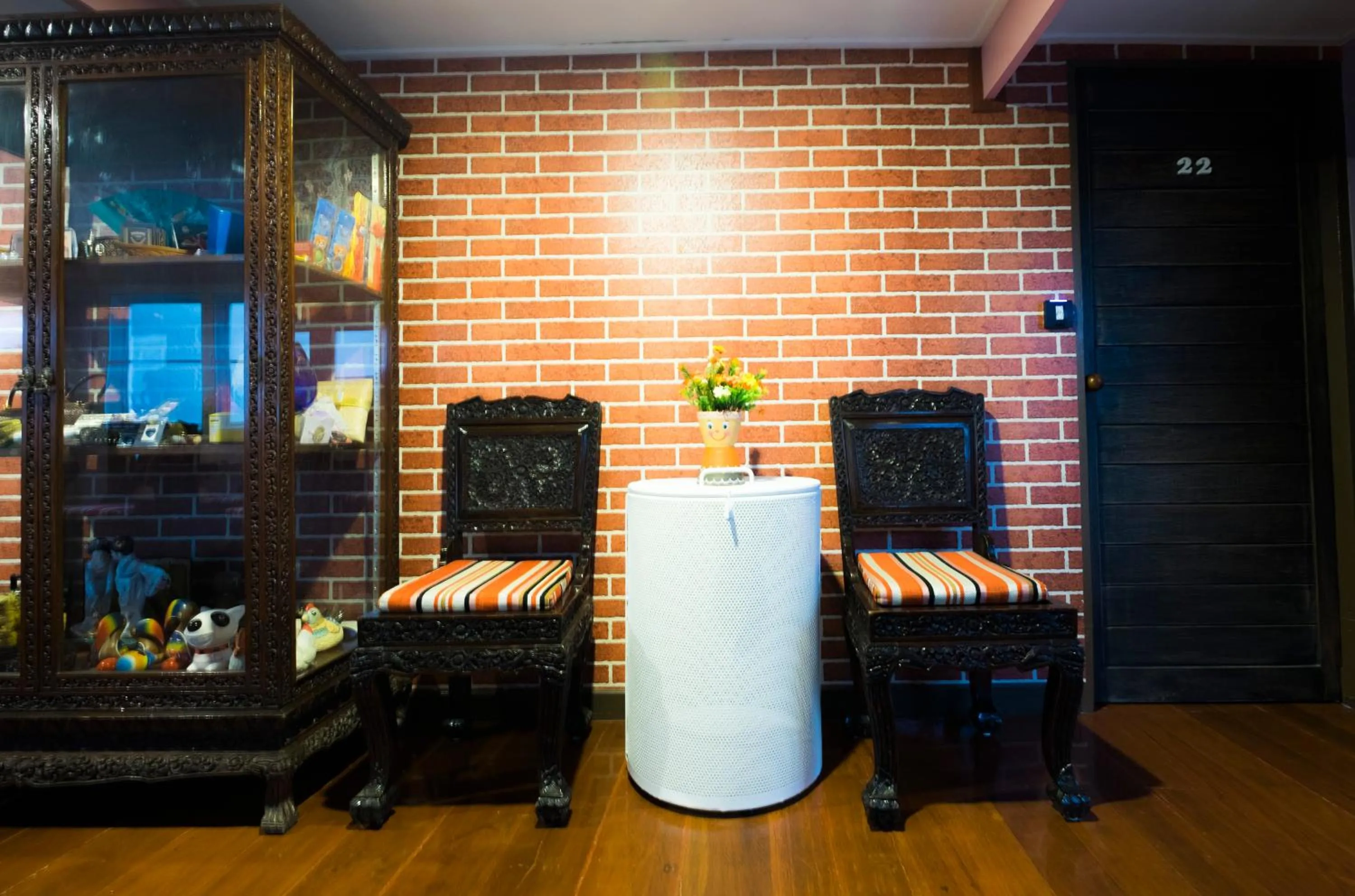 Decorative detail in Check-in My Hostel