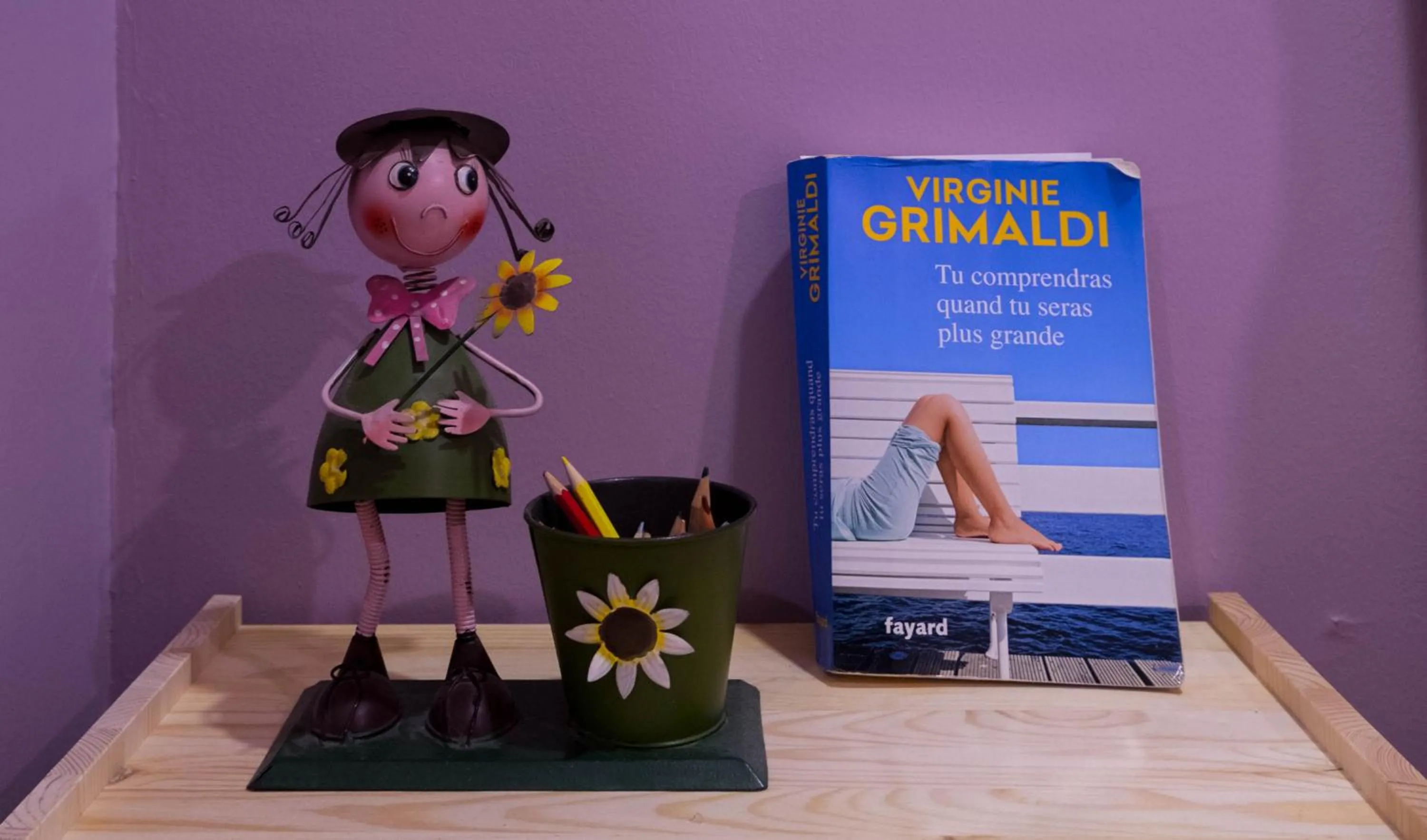 Decorative detail in Check-in My Hostel