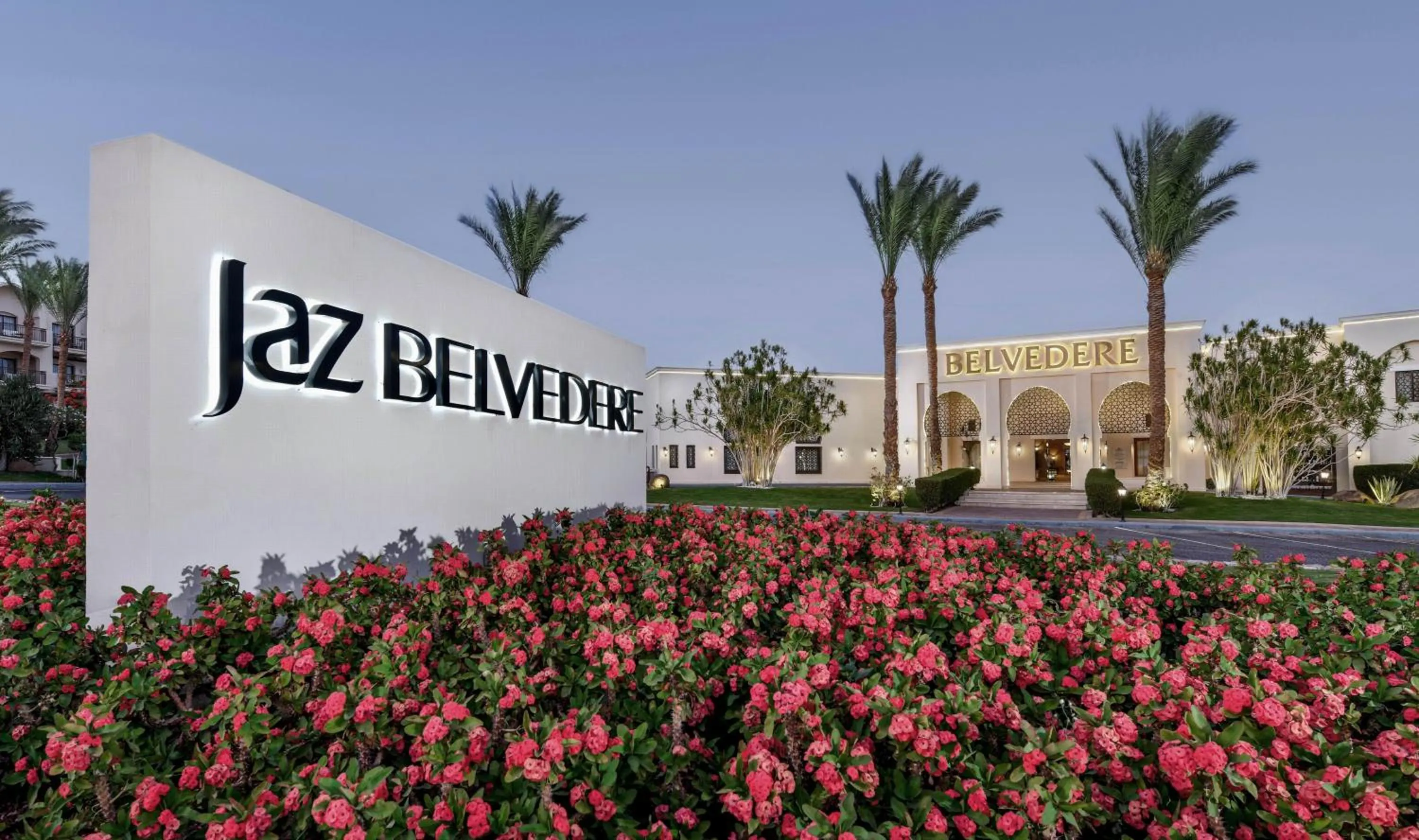Facade/entrance in JAZ Belvedere