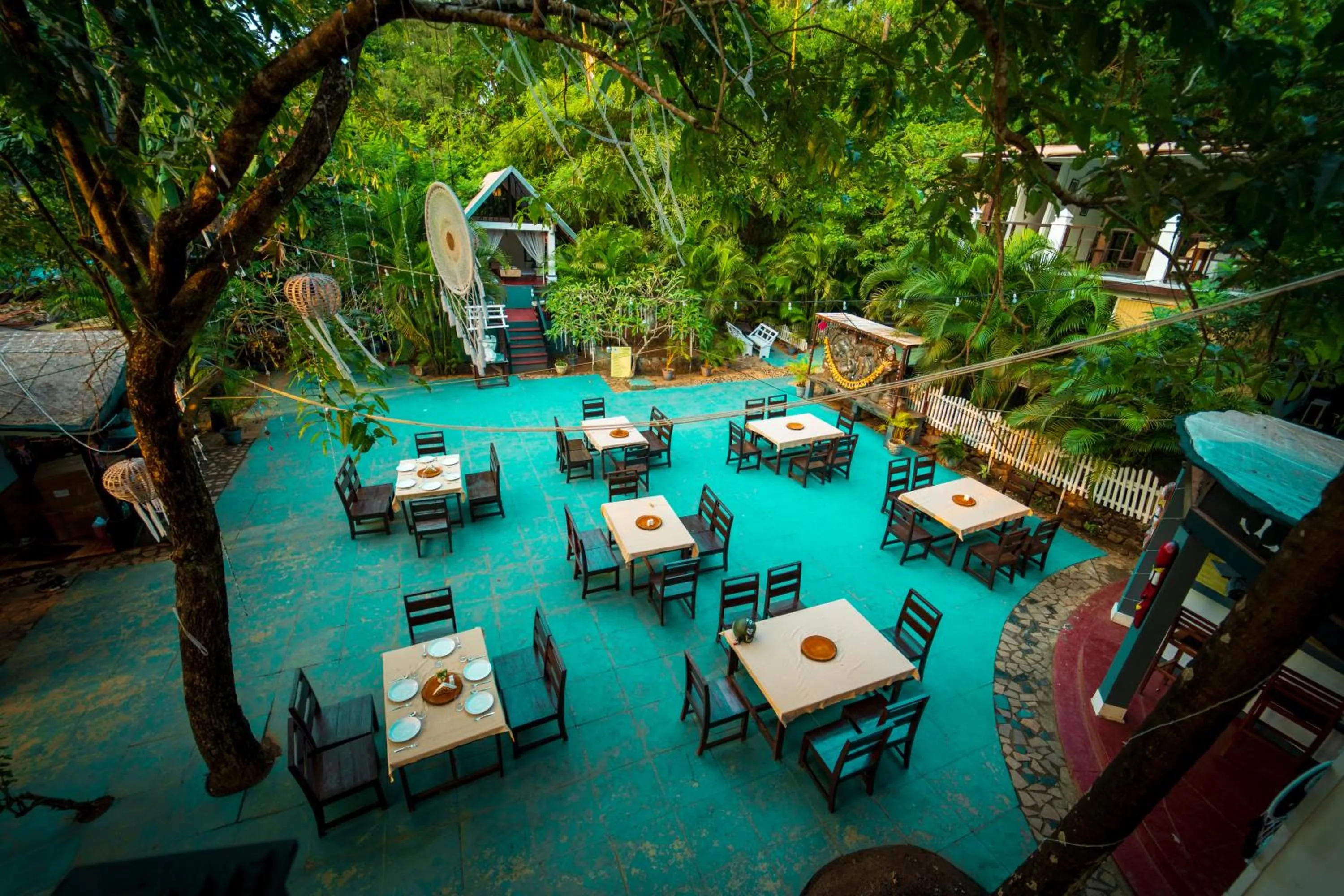 Restaurant/places to eat in La La Land Resort Goa