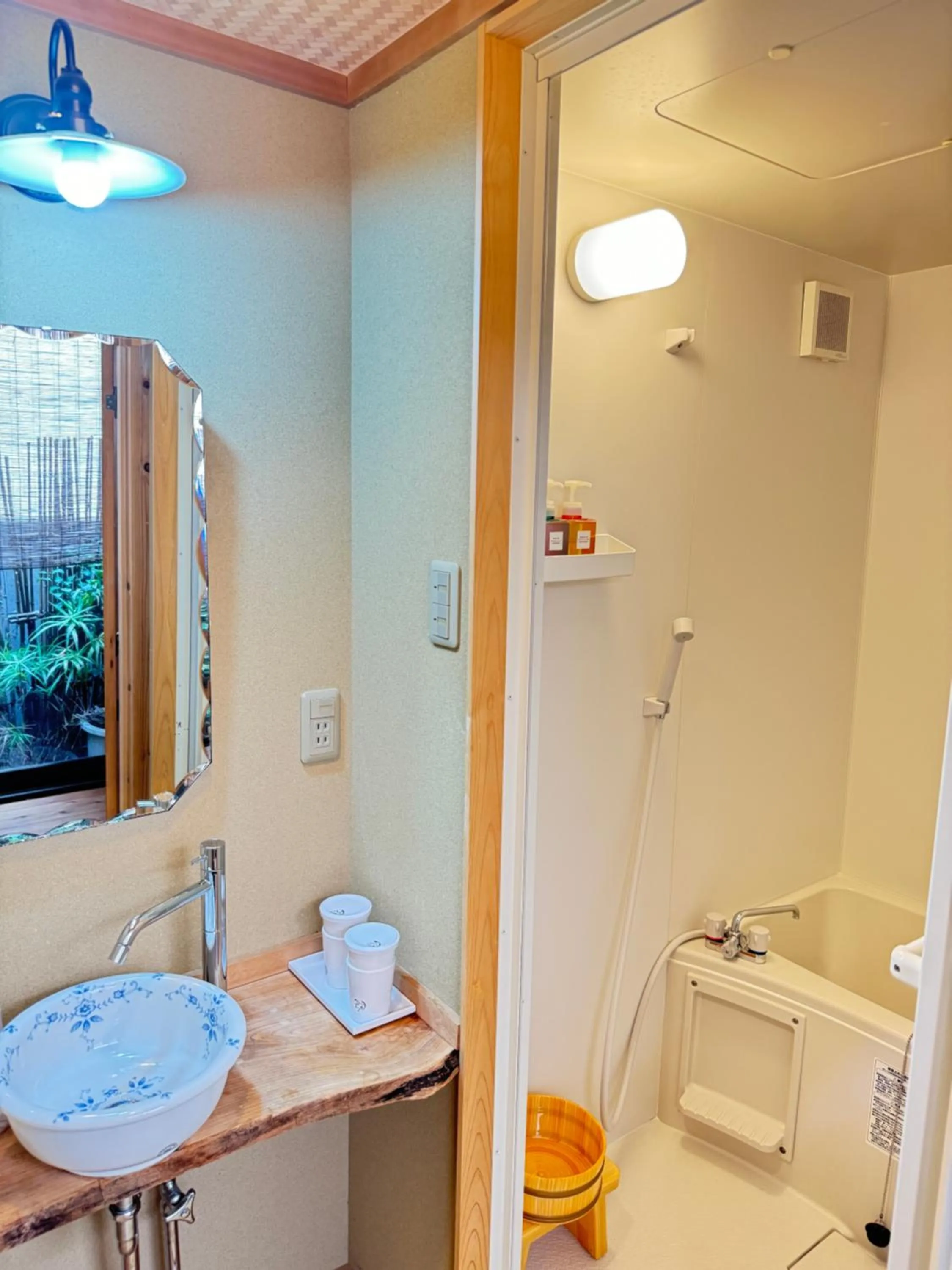 Bathroom in Roman Kan