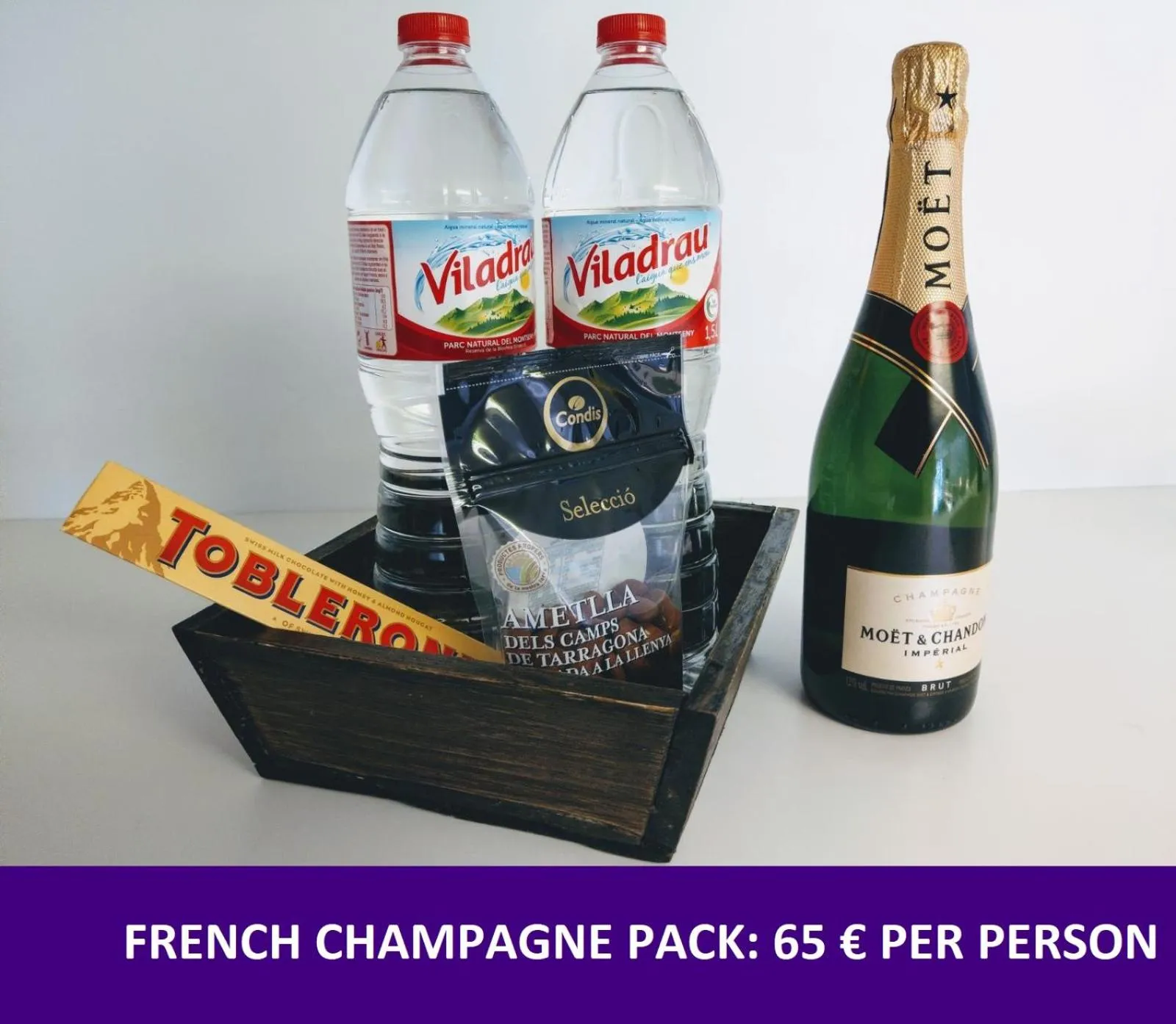 Meals in Attic Apartment in Bonanova with Private Terrace