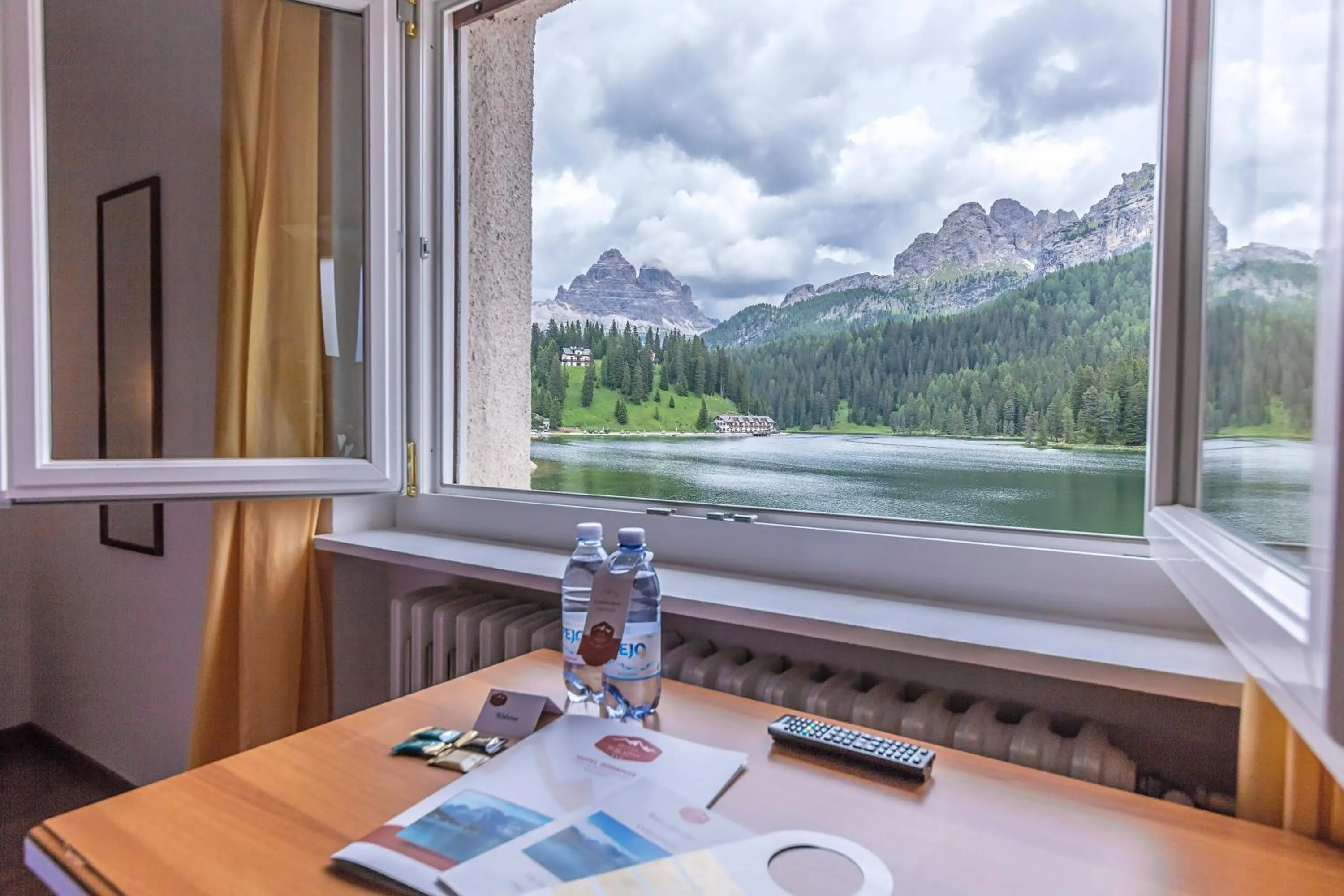 Day in Hotel Sorapiss