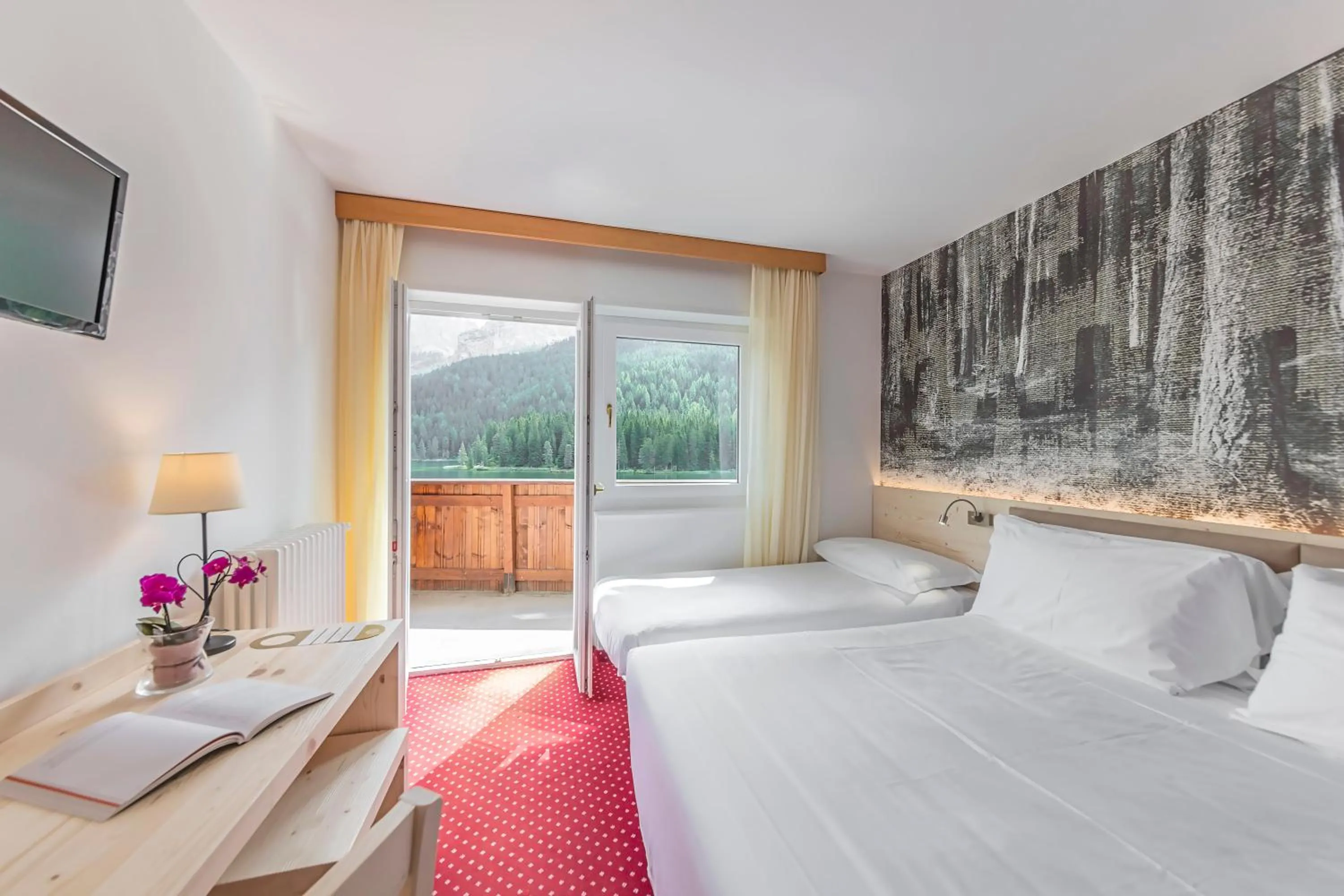 Day, Bed in Hotel Sorapiss