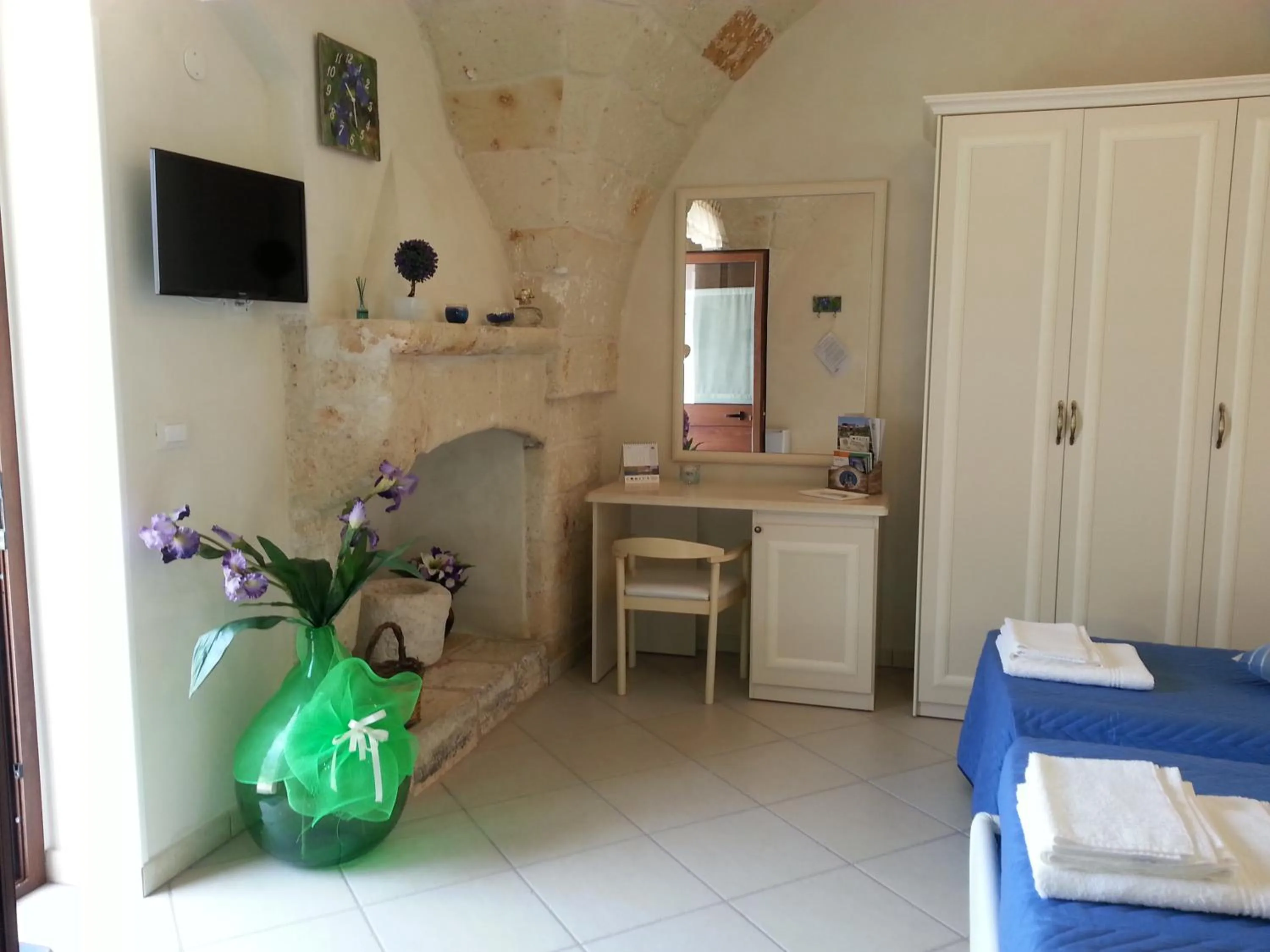 Photo of the whole room in B&B Demetra