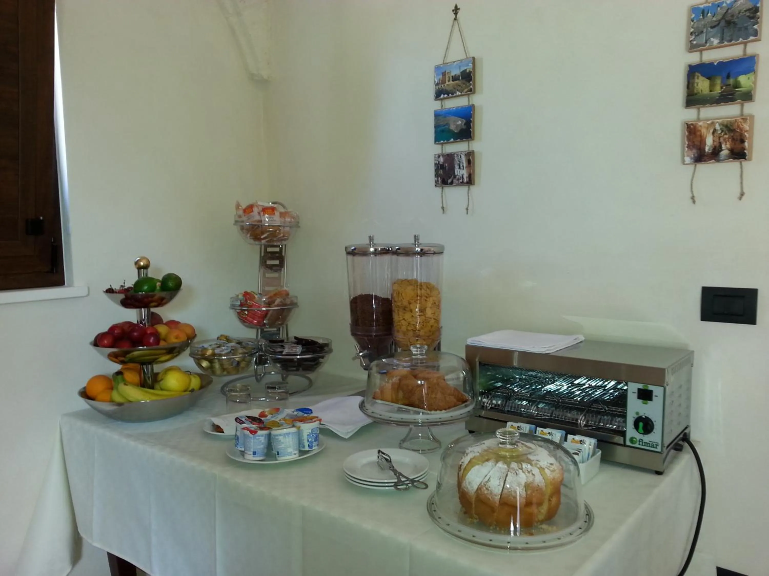 Buffet breakfast in B&B Demetra