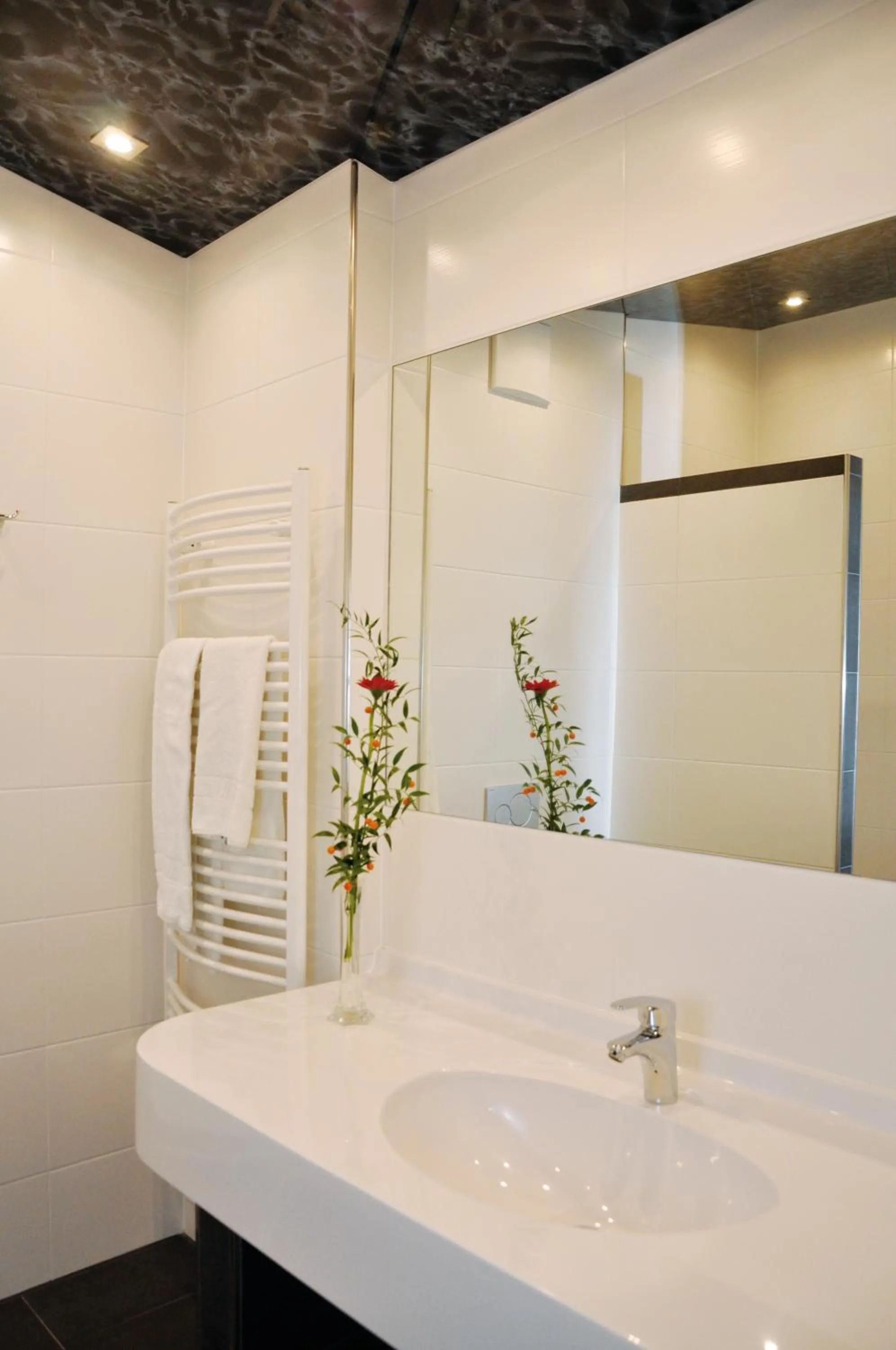 Bathroom in Garni Hotel Alber