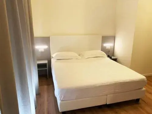Twin Room with Balcony in Hotel Aron Rimini Twin Room with Balcony in Hotel Aron Rimini
