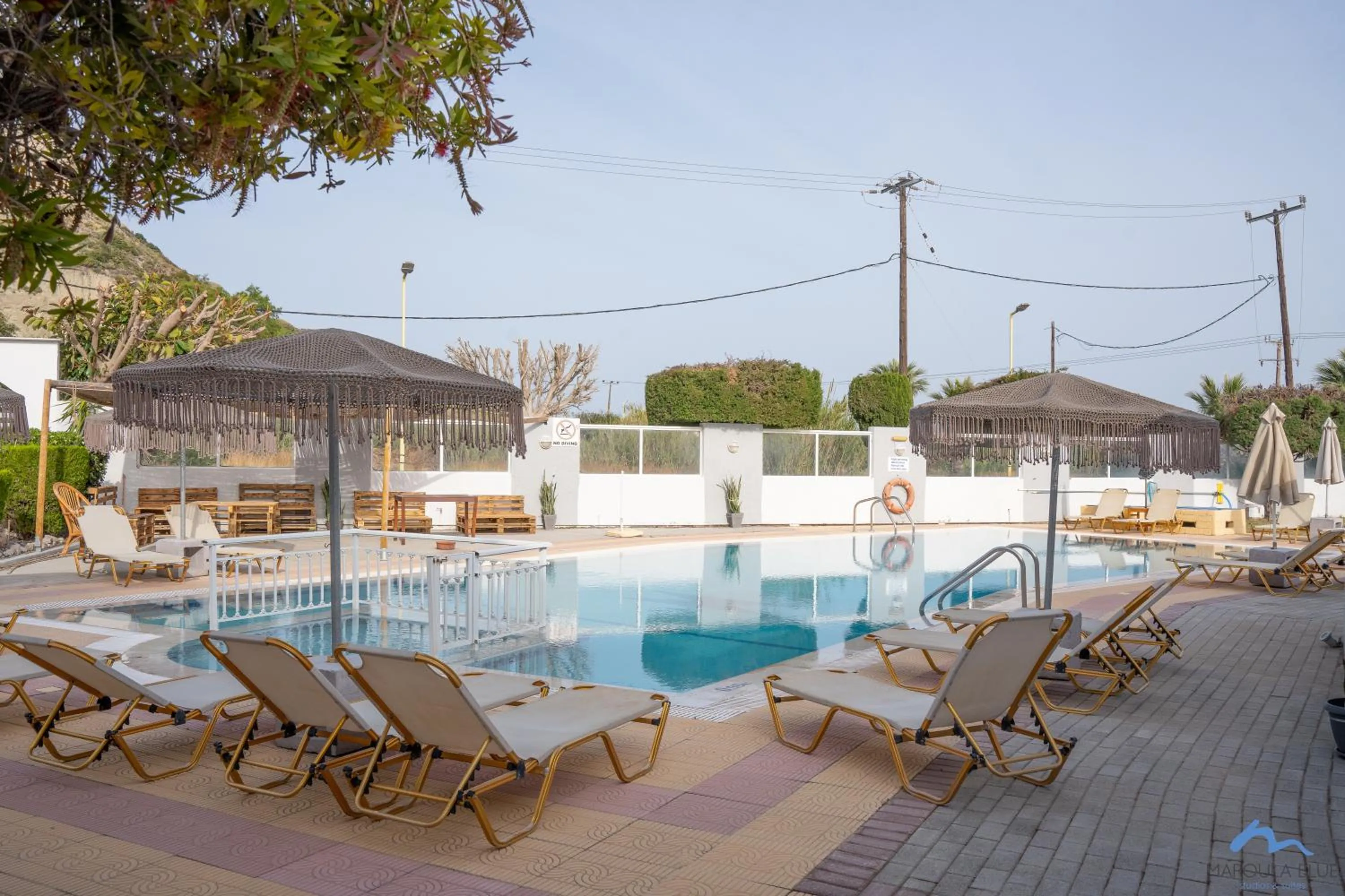 Swimming pool in Casa Blue Sarantis