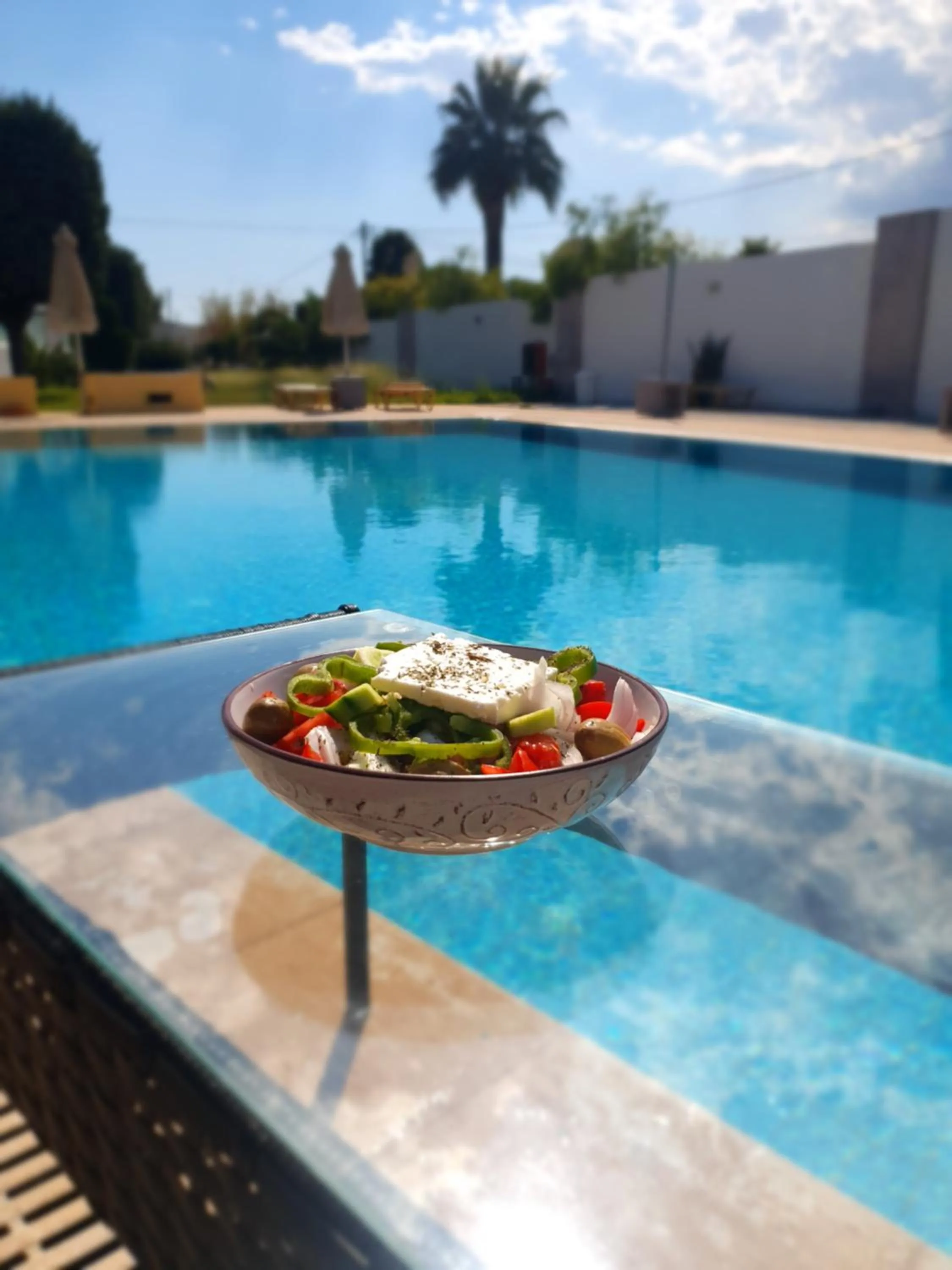 Restaurant/places to eat in Casa Blue Sarantis