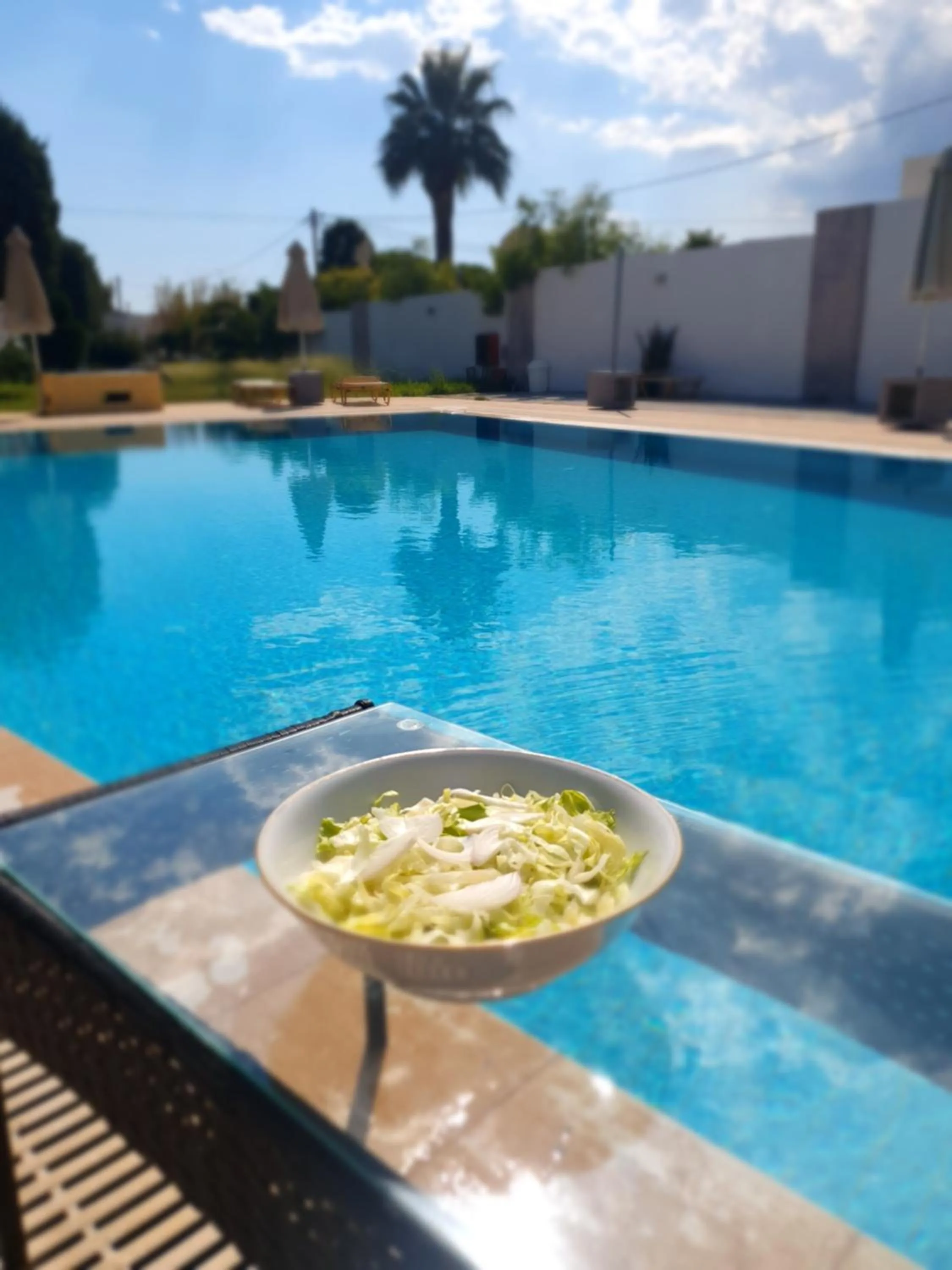 Restaurant/places to eat in Casa Blue Sarantis