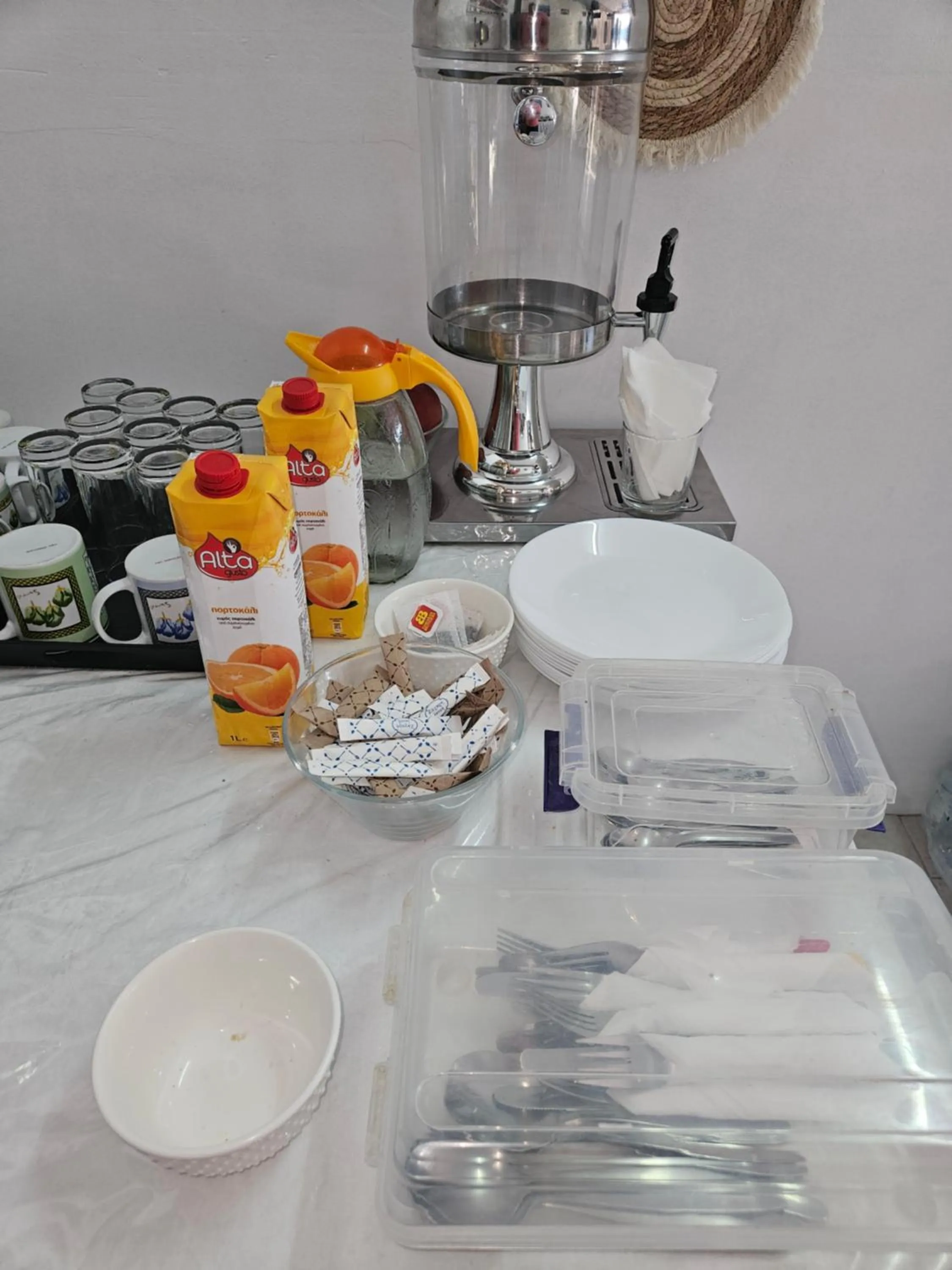 Restaurant/places to eat in Casa Blue Sarantis