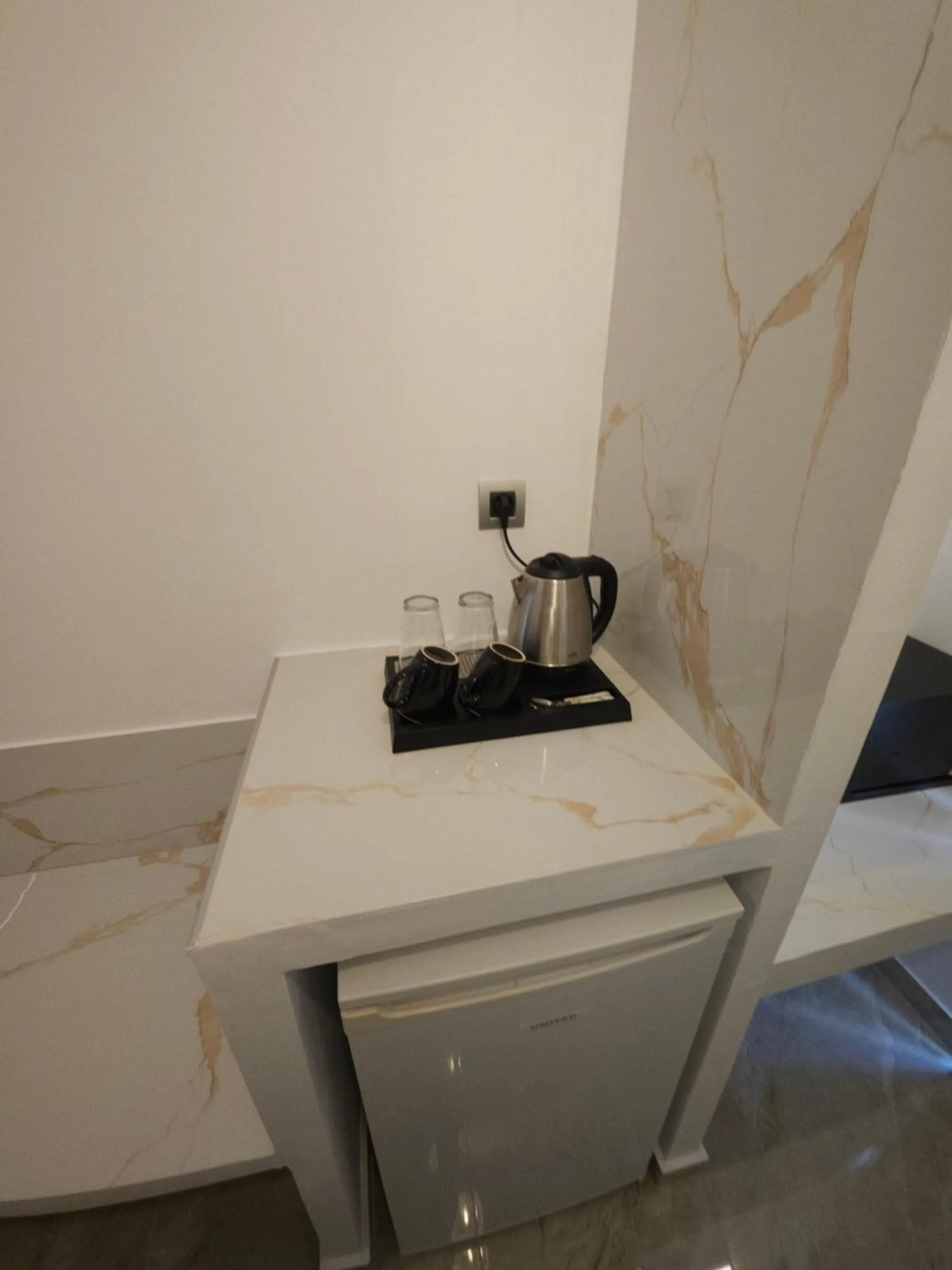 Coffee/tea facilities in Casa Blue Sarantis