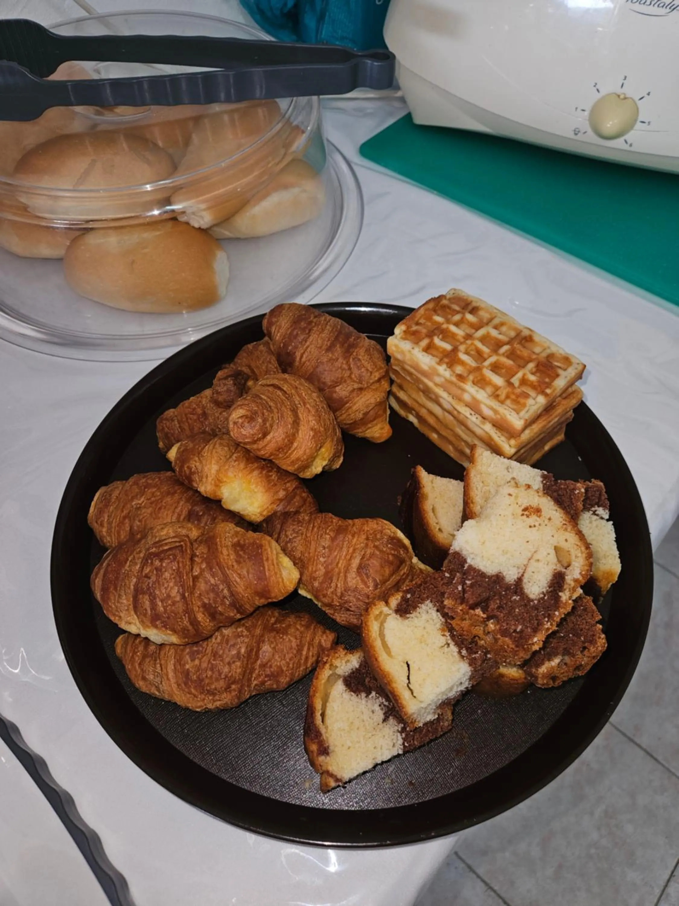 Restaurant/places to eat in Casa Blue Sarantis