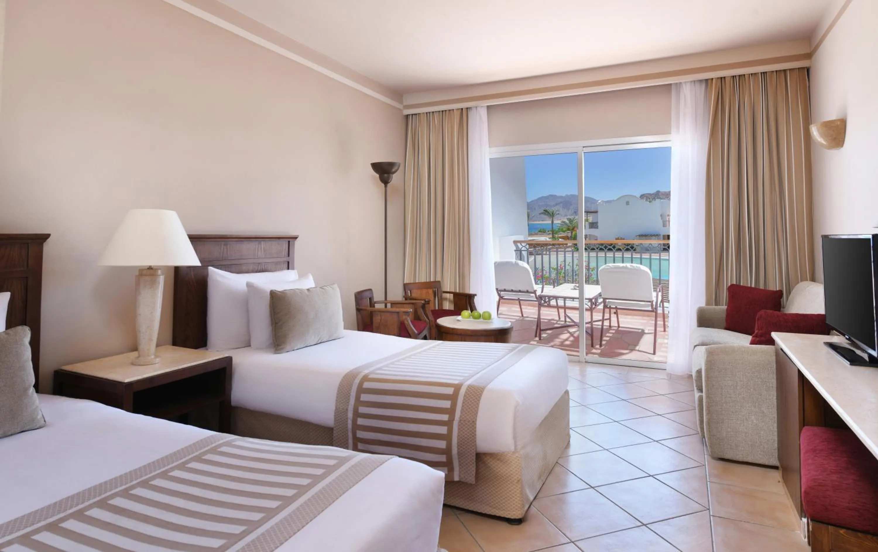 Superior Twin Room with Sea View in JAZ Dahabeya