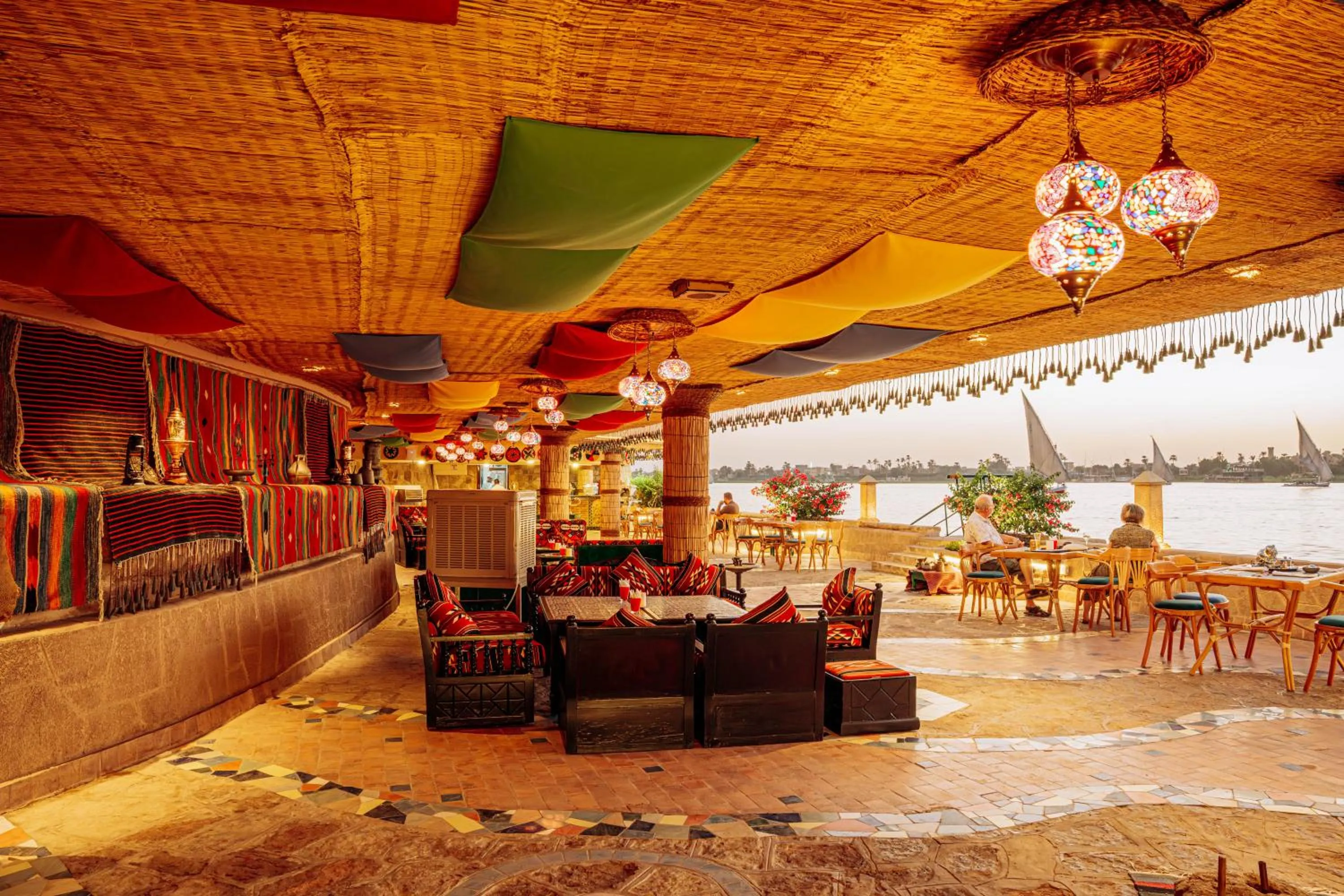 Restaurant/places to eat in Steigenberger Nile Palace Luxor - Convention Center