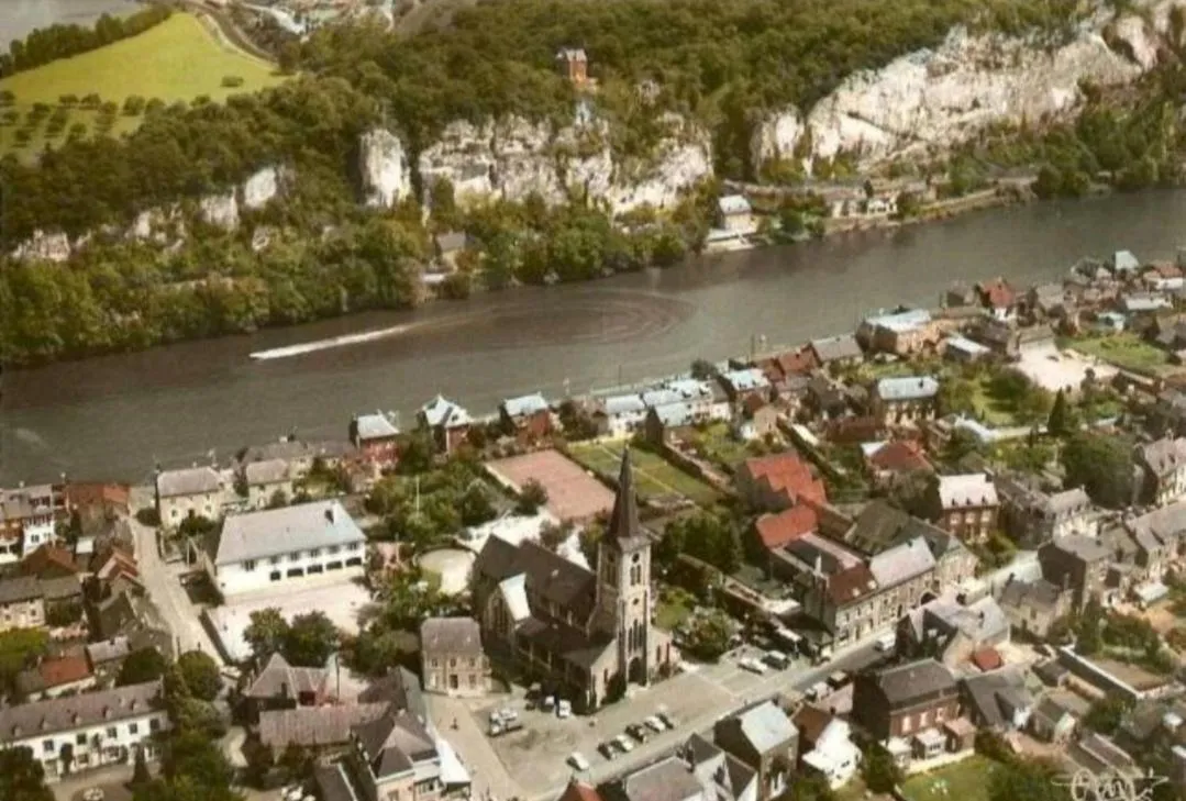 Escale Chambre d'hôtes Au coeur du vieux Profondeville entre Namur et Dinant