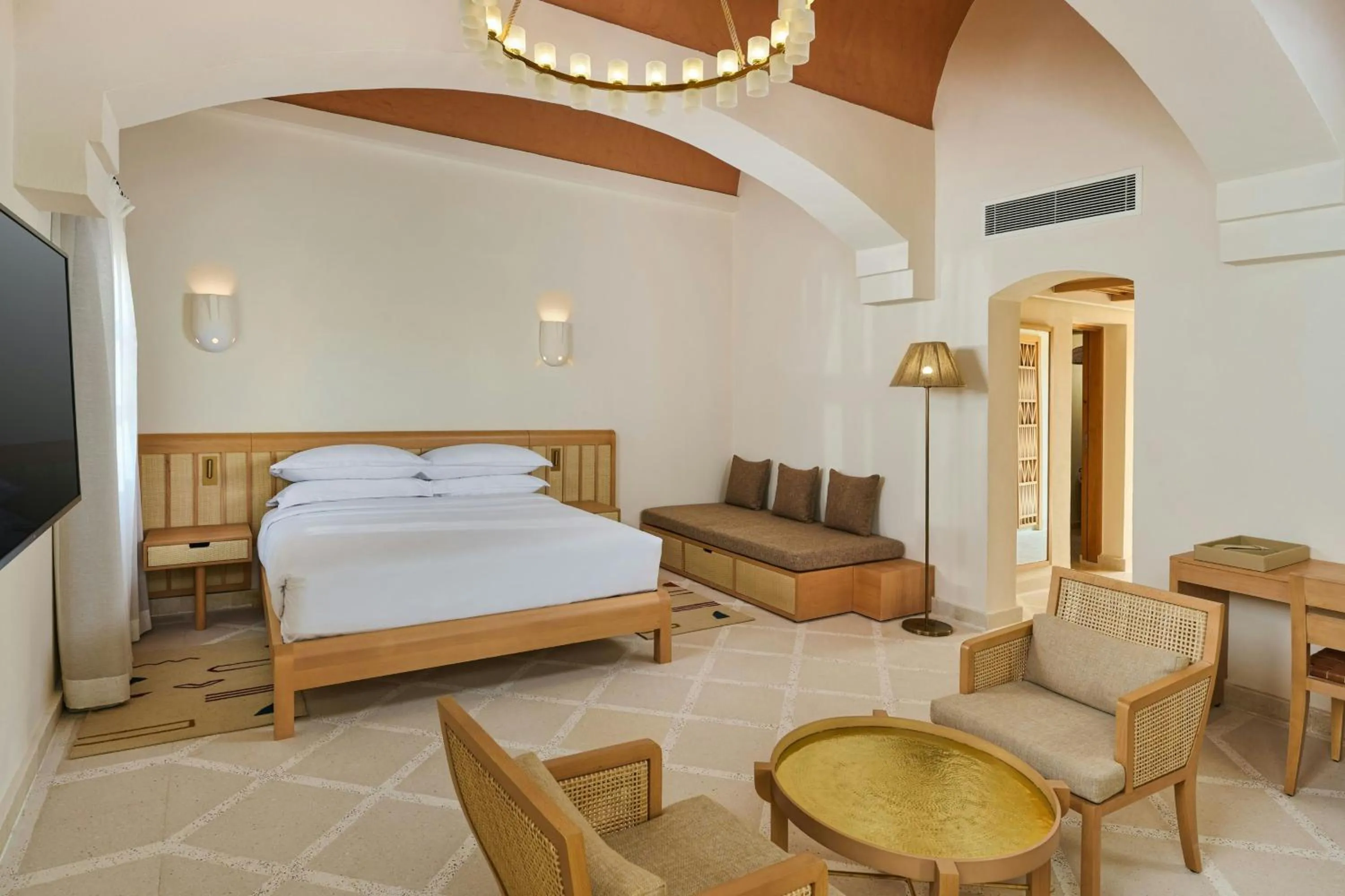 Bedroom, Bed in Sheraton Miramar Resort El Gouna