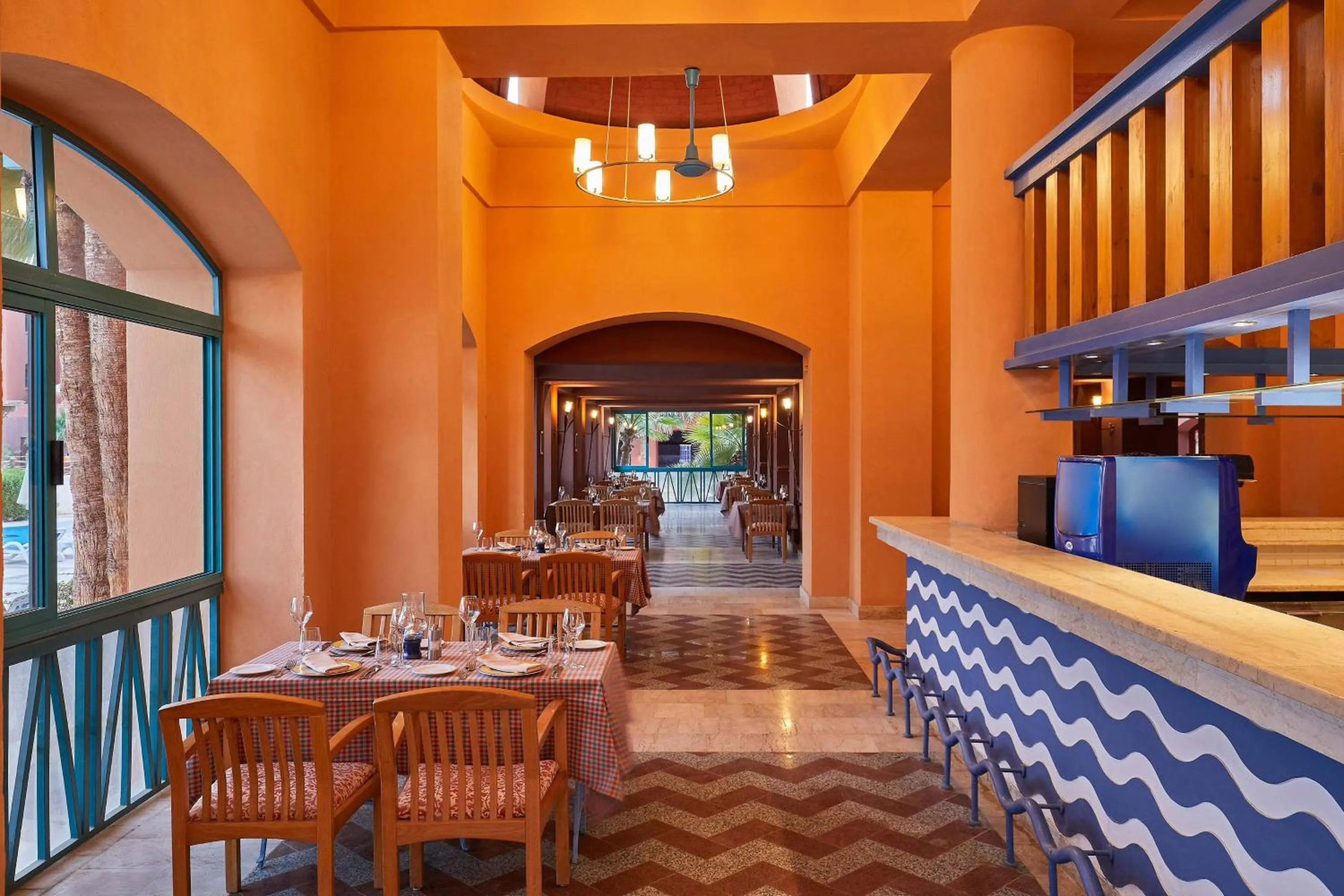 Restaurant/places to eat in Sheraton Miramar Resort El Gouna