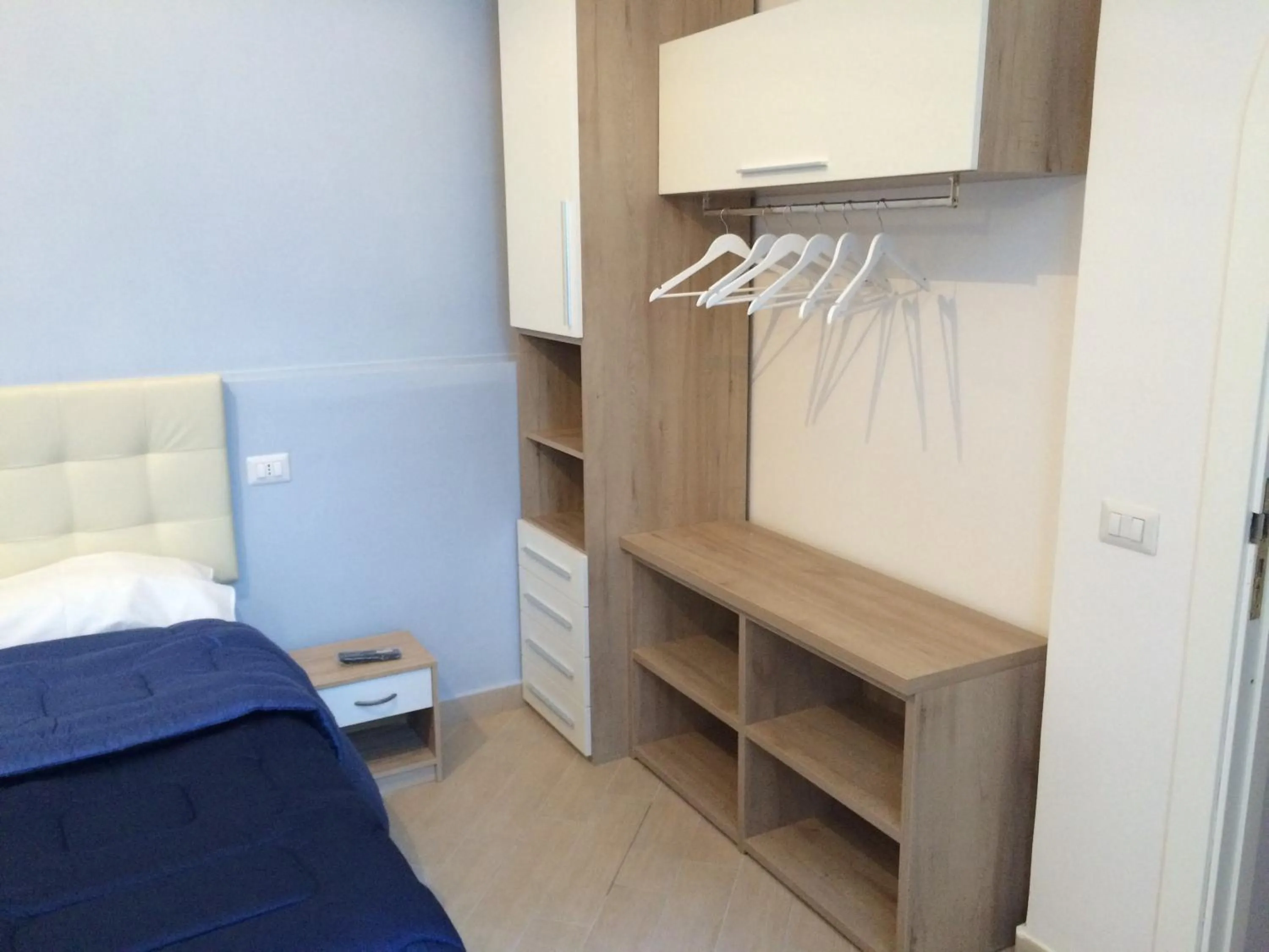 Staff, Bed in Base Napoli Mergellina