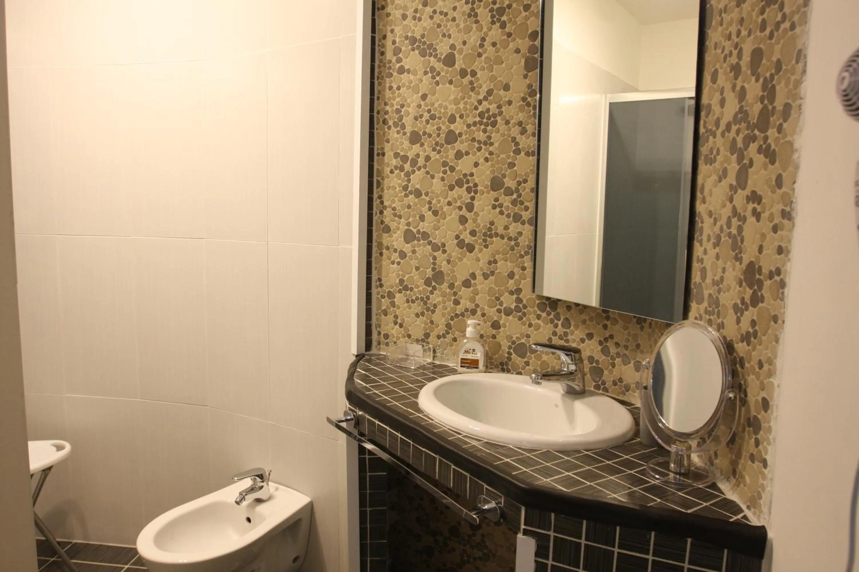 Shower in Base Napoli Mergellina