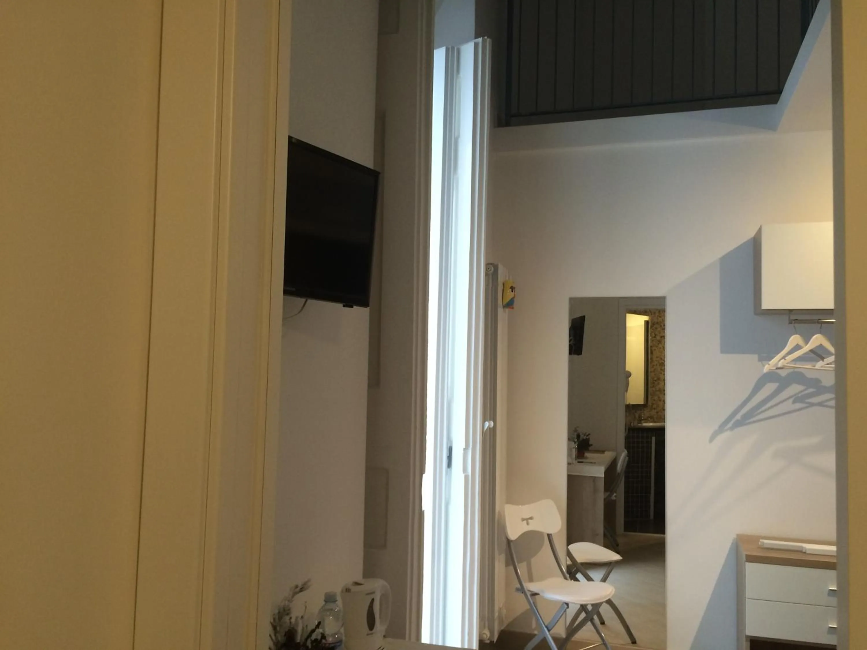 TV and multimedia, Bed in Base Napoli Mergellina