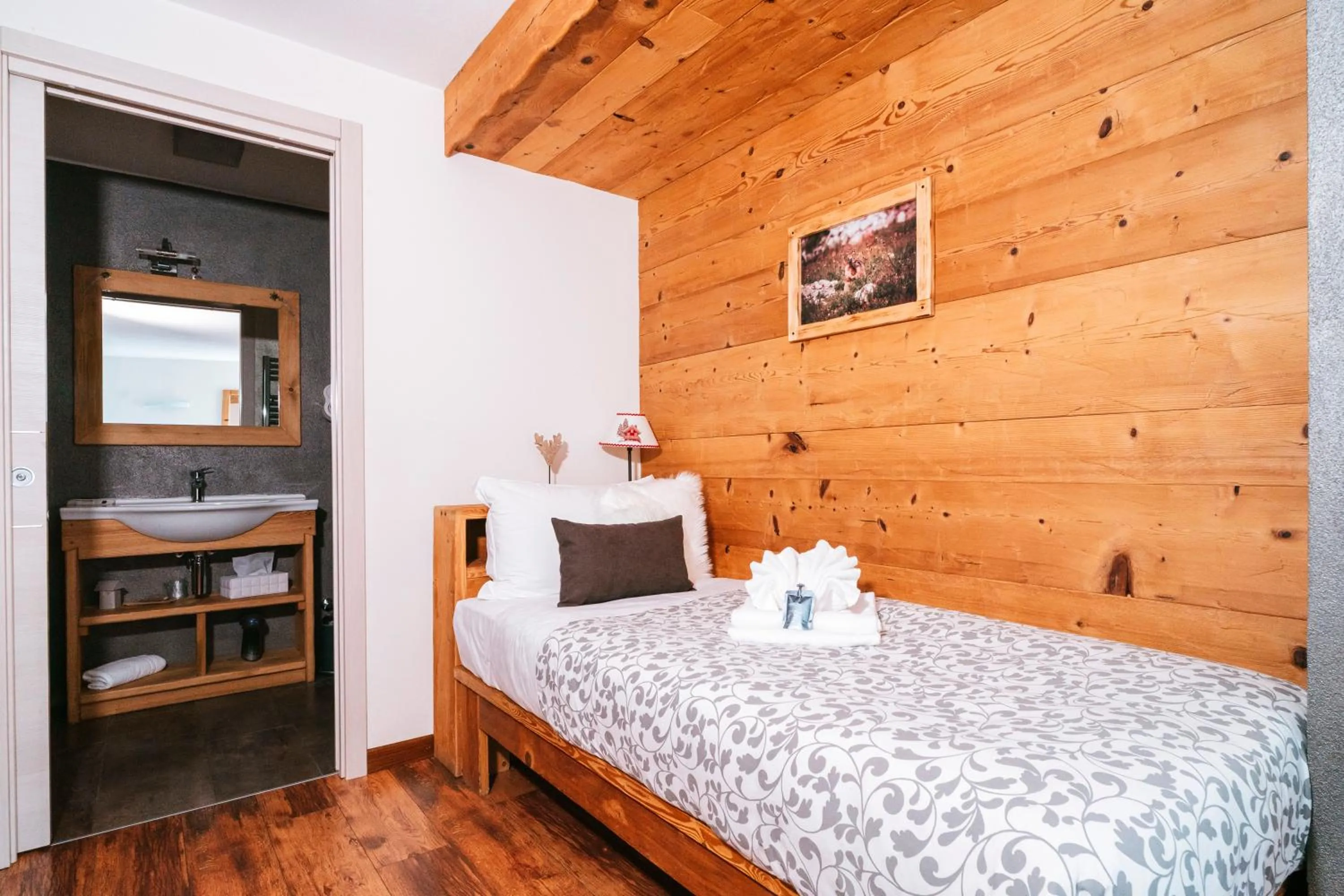 Bed in Serendipity Hotel