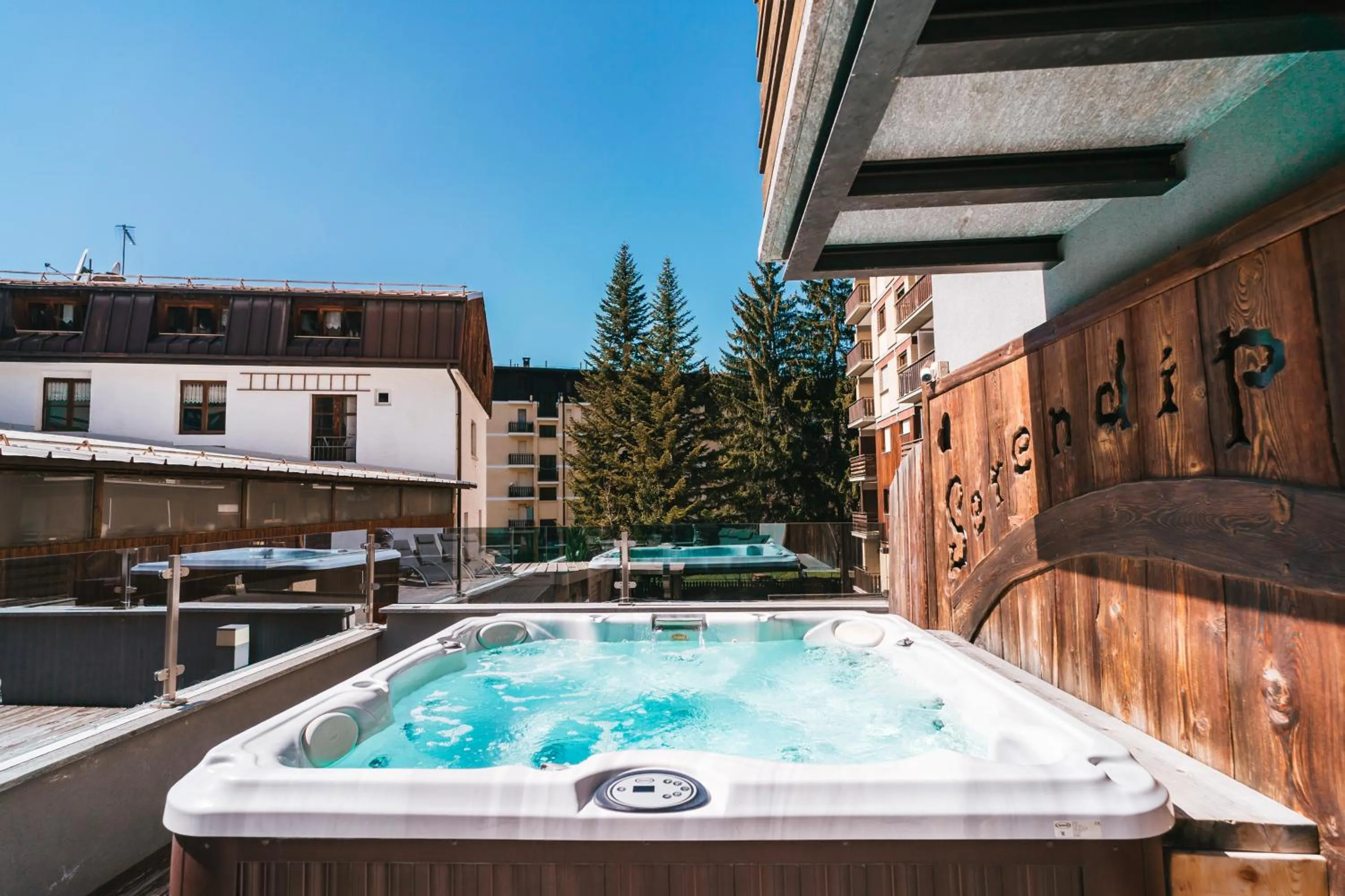 Swimming pool in Serendipity Hotel