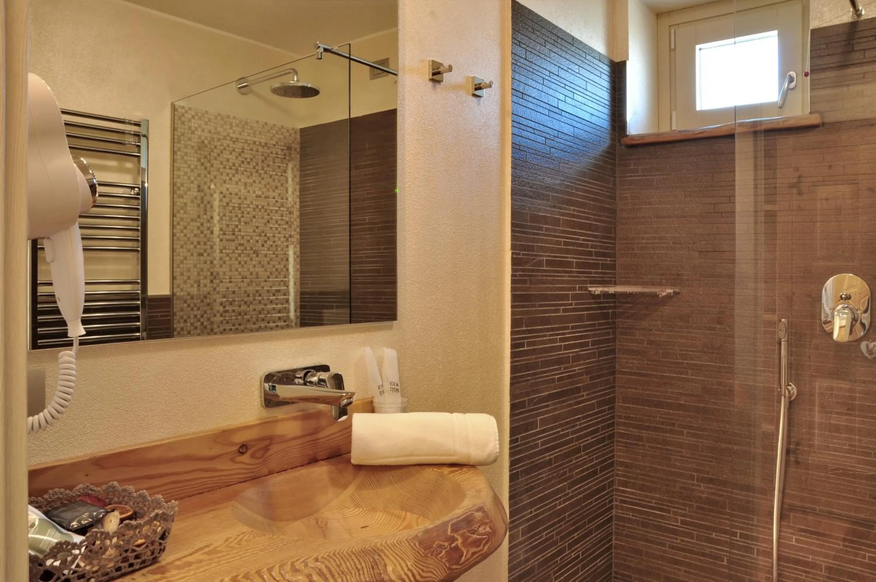 Standard Triple Room in Serendipity Hotel