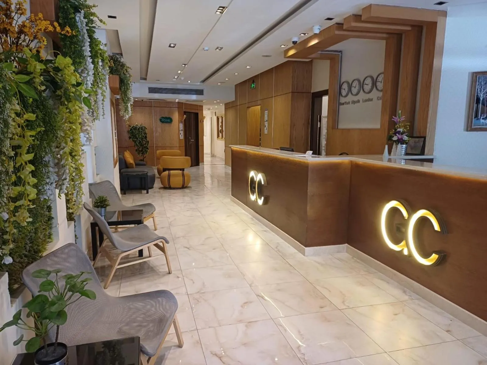 Lobby or reception in Golden Carven Hotel