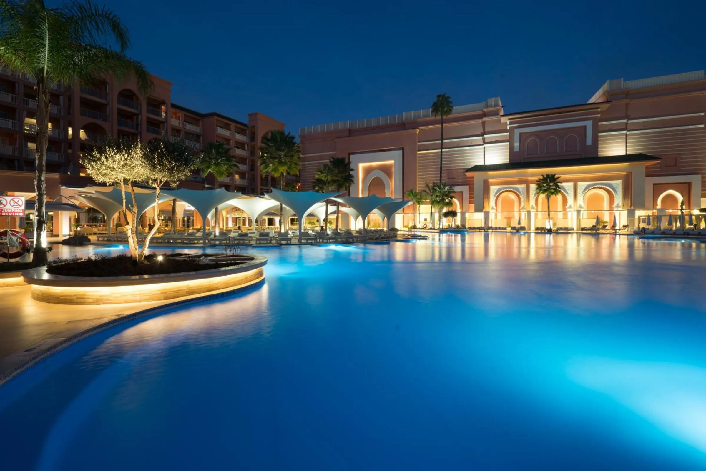 Night in Savoy Le Grand Hotel Marrakech