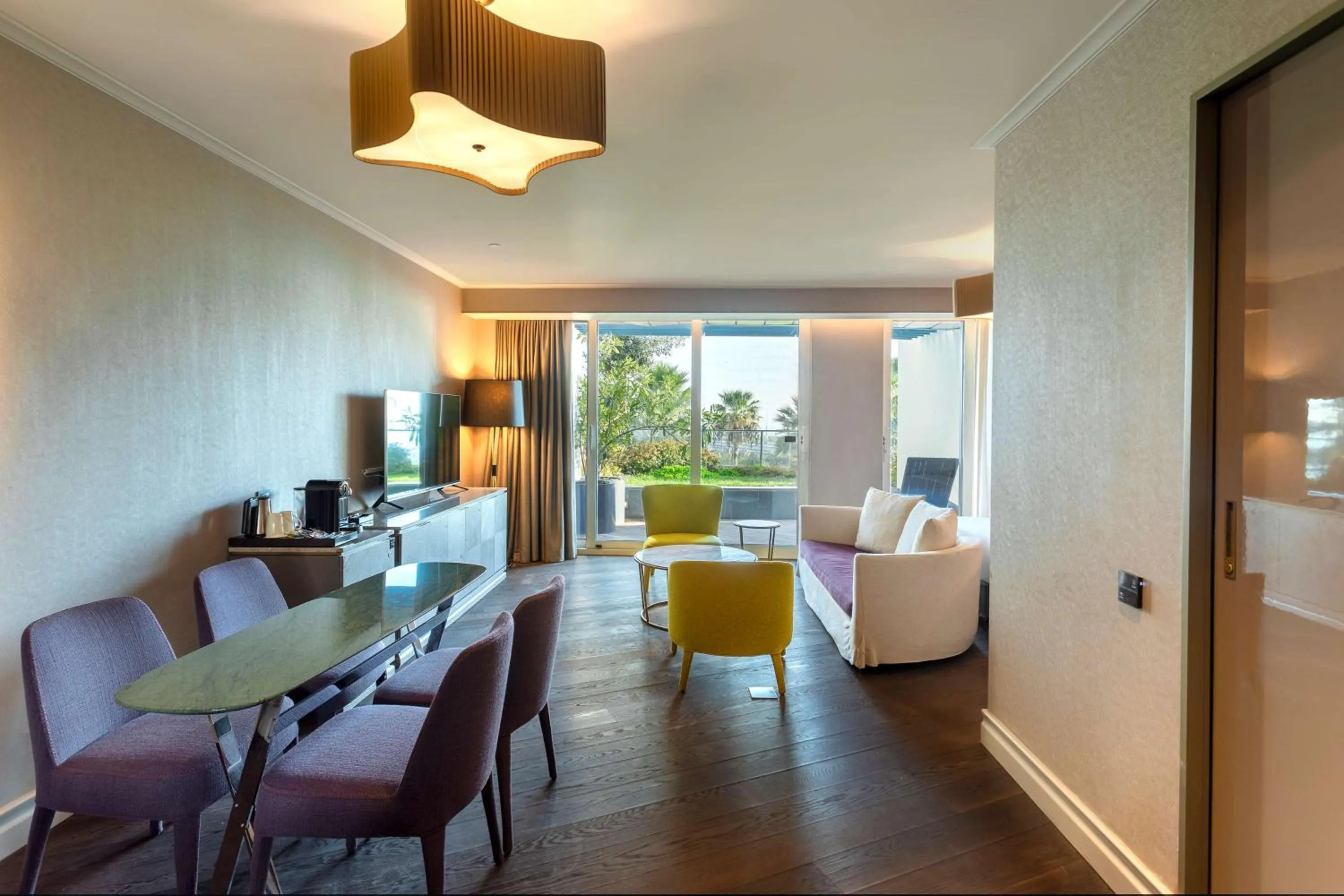 Shower in Radisson Blu Hotel Istanbul Ottomare