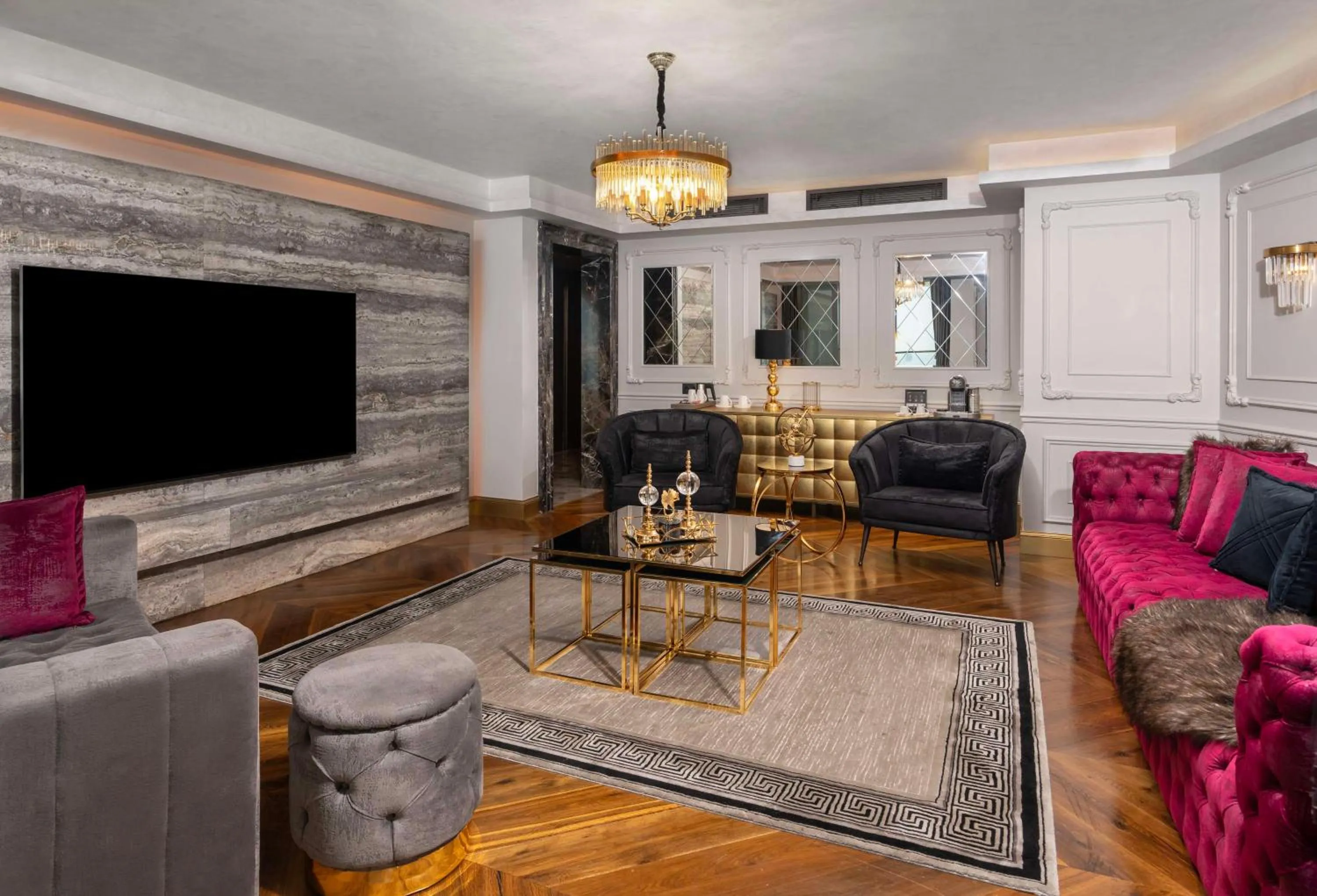 Photo of the whole room in Radisson Blu Hotel Istanbul Ottomare