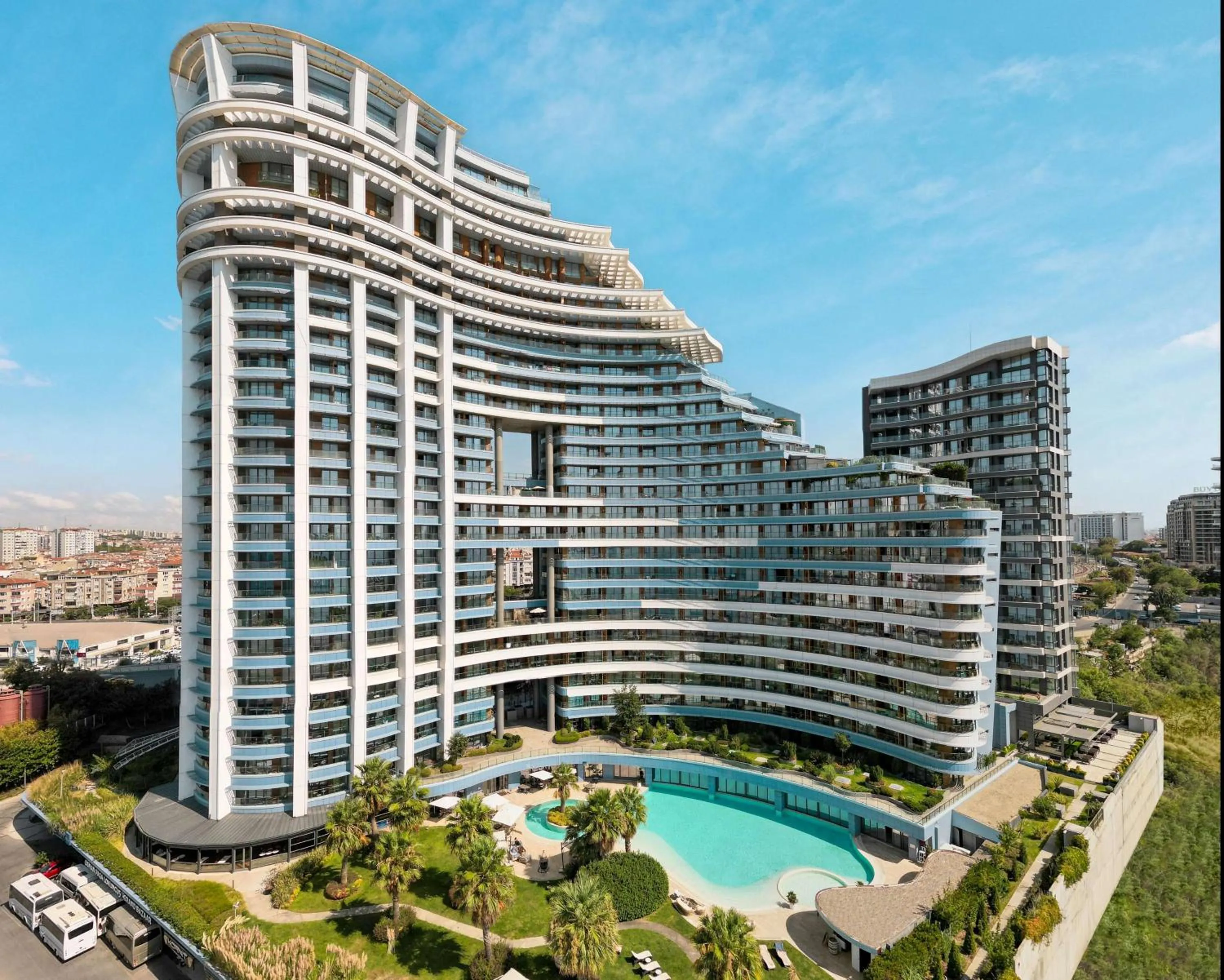 Property building in Radisson Blu Hotel Istanbul Ottomare