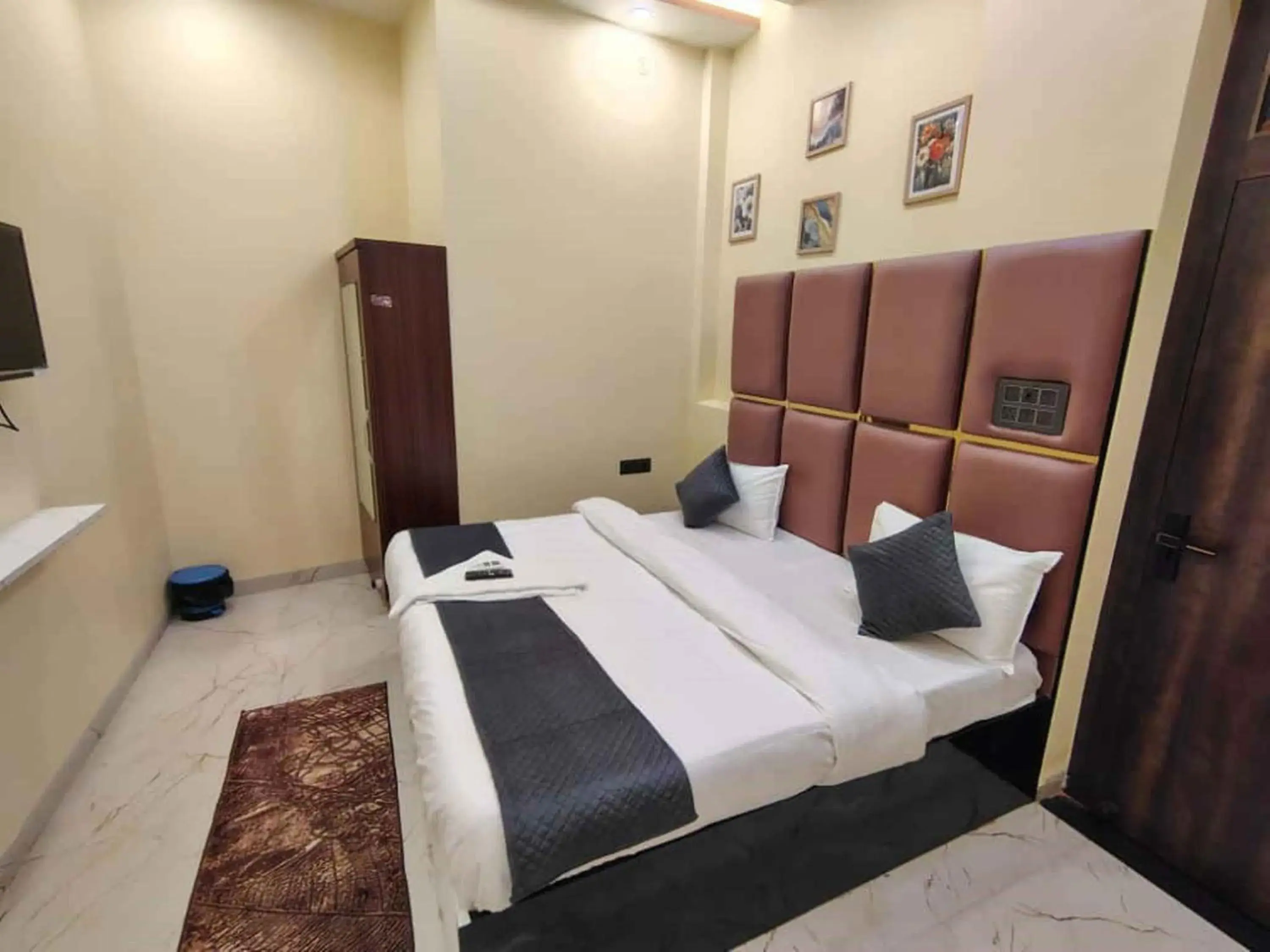 Double Room - single occupancy in prabh aasra Double Room - single occupancy in prabh aasra