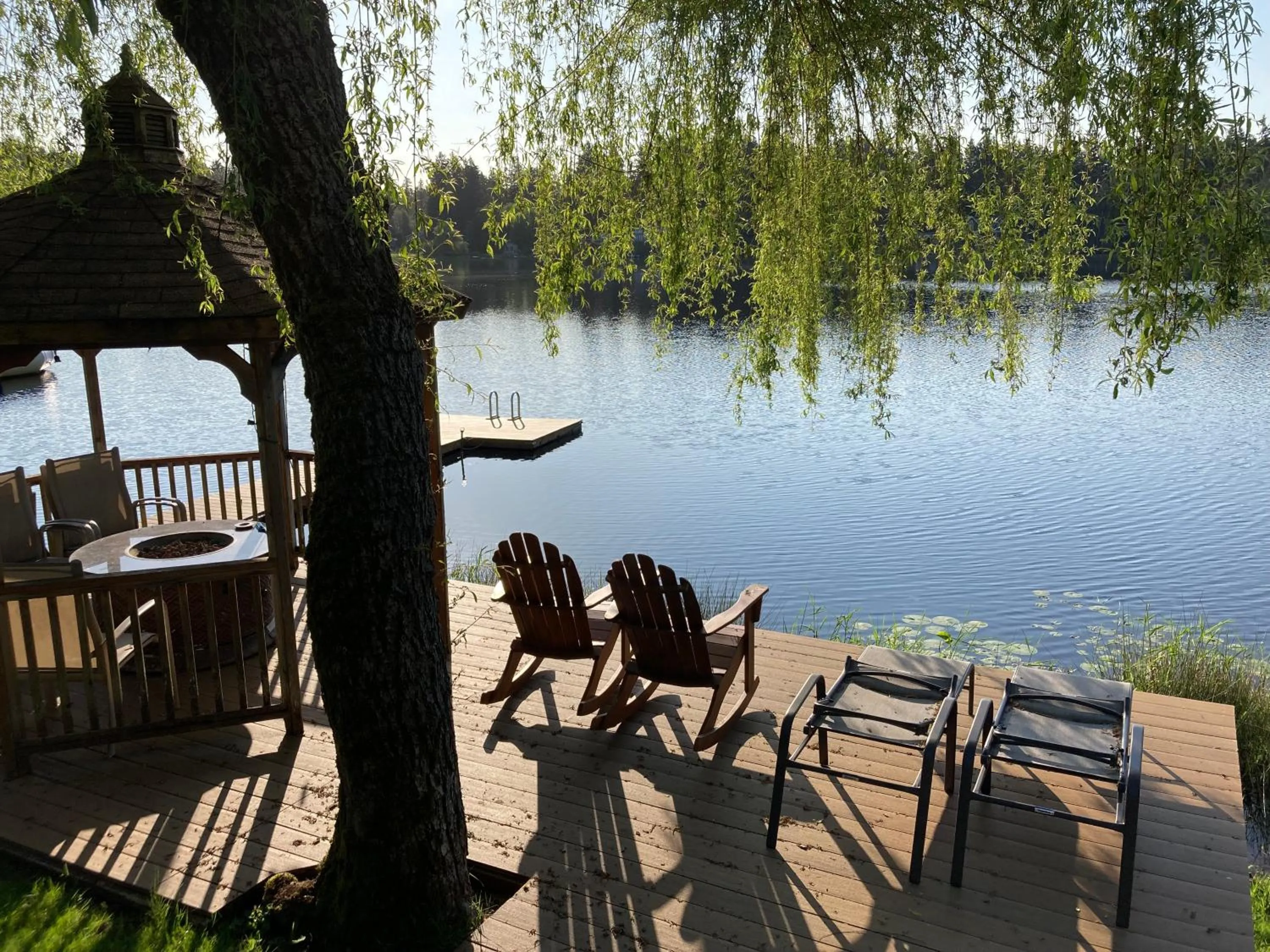 Cottage Lake Bed and Breakfast