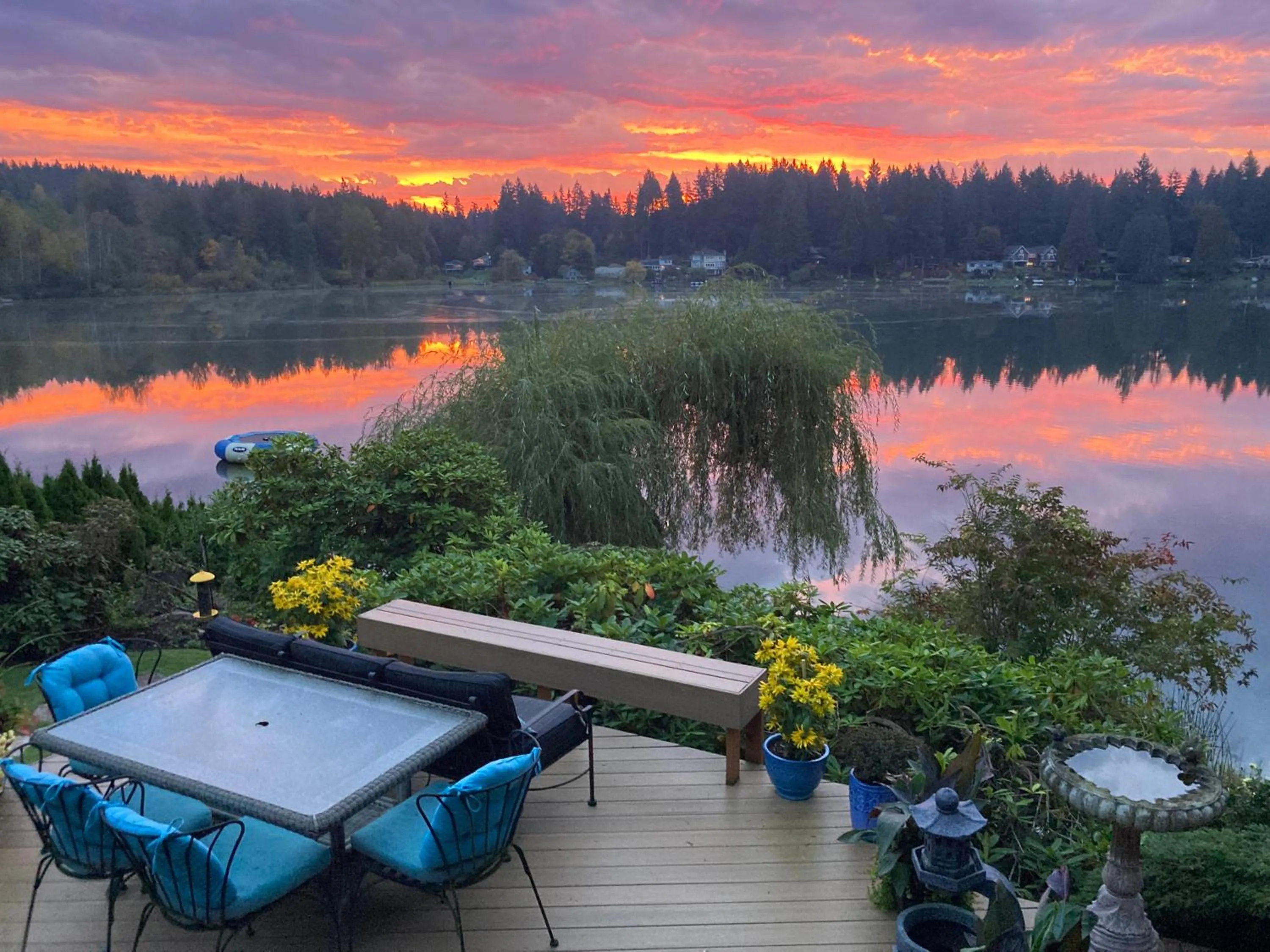 Spring in Cottage Lake Bed and Breakfast