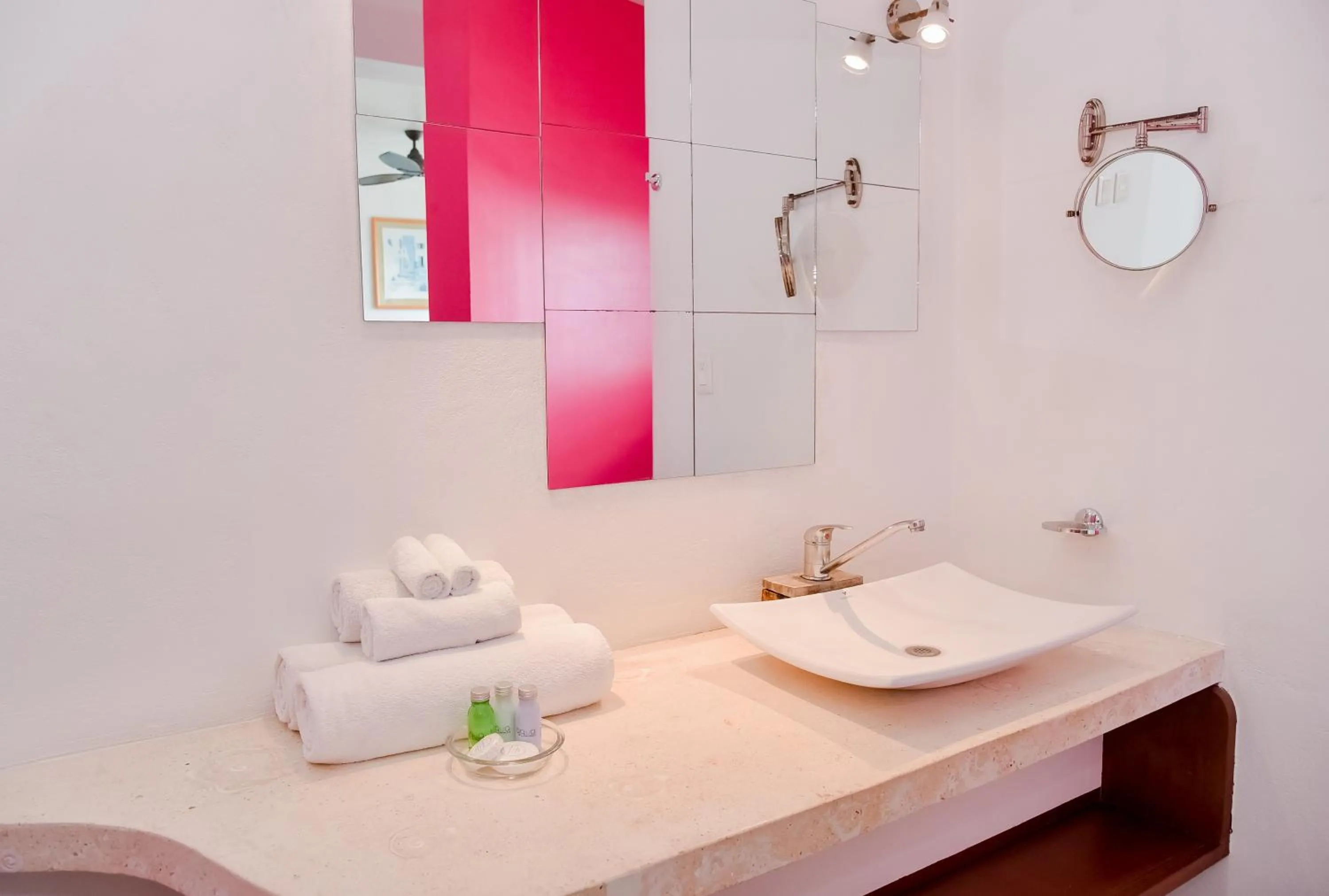 Bathroom in Villa Elena Isla Mujeres