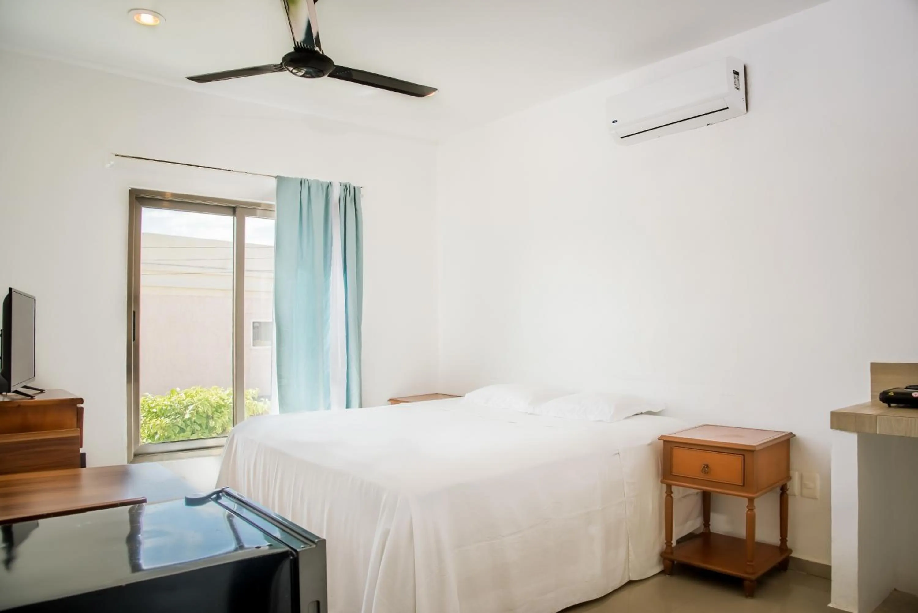 Bed in Villa Elena Isla Mujeres