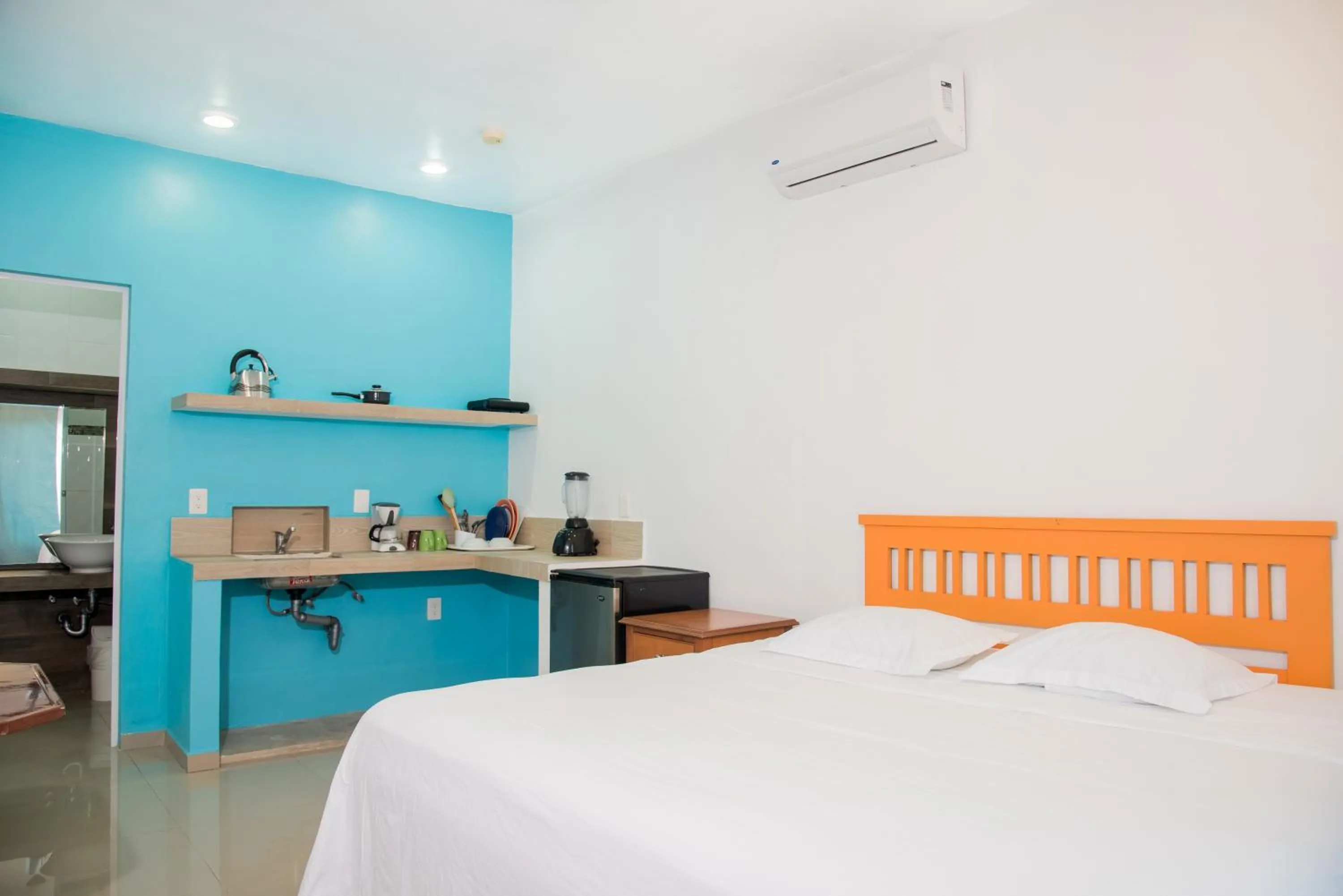 Bed in Villa Elena Isla Mujeres