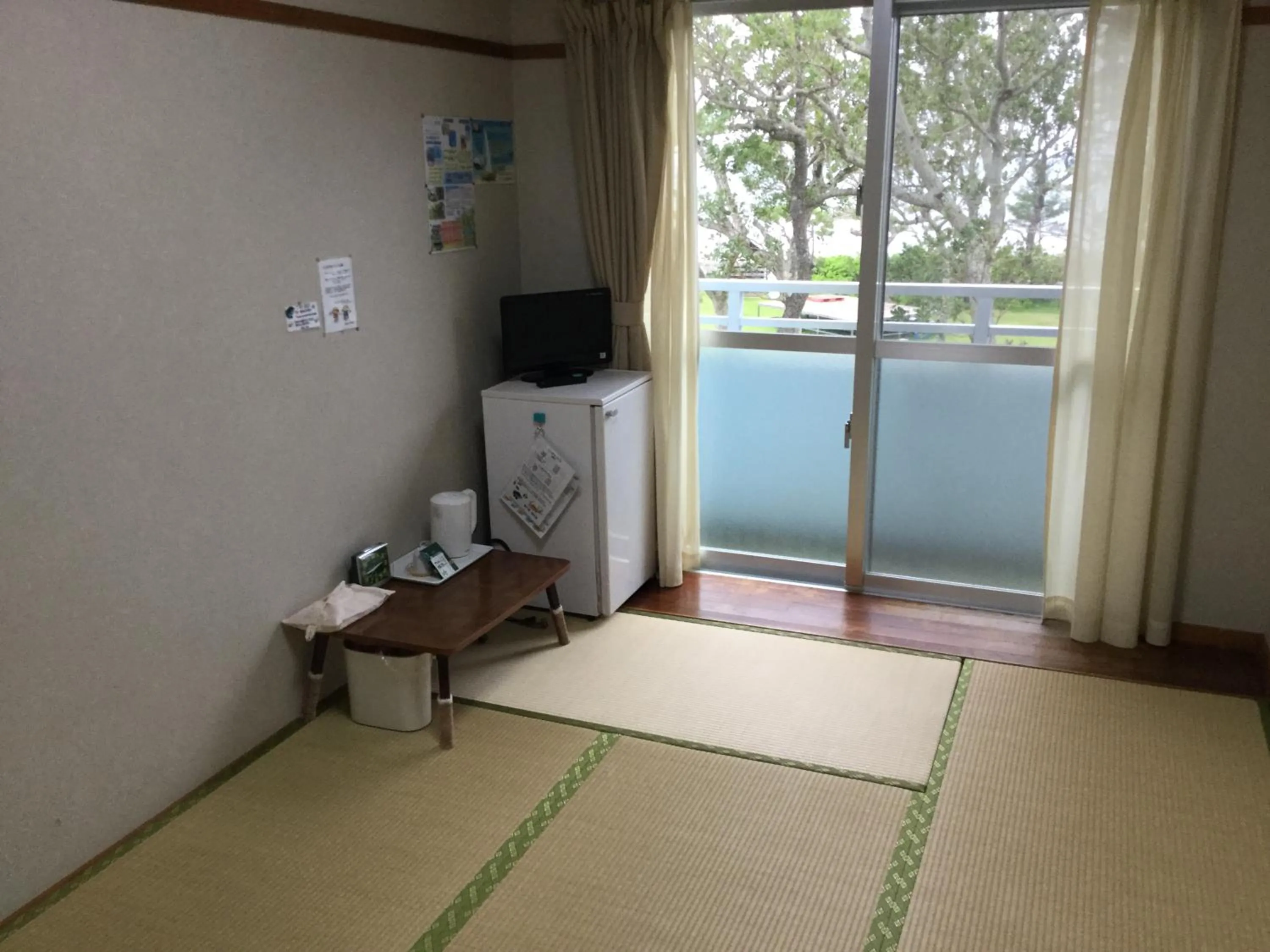 Photo of the whole room in Uminoie Painukaji