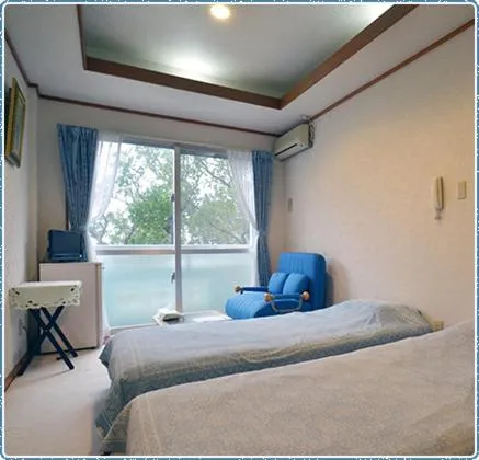 Photo of the whole room, Bed in Uminoie Painukaji