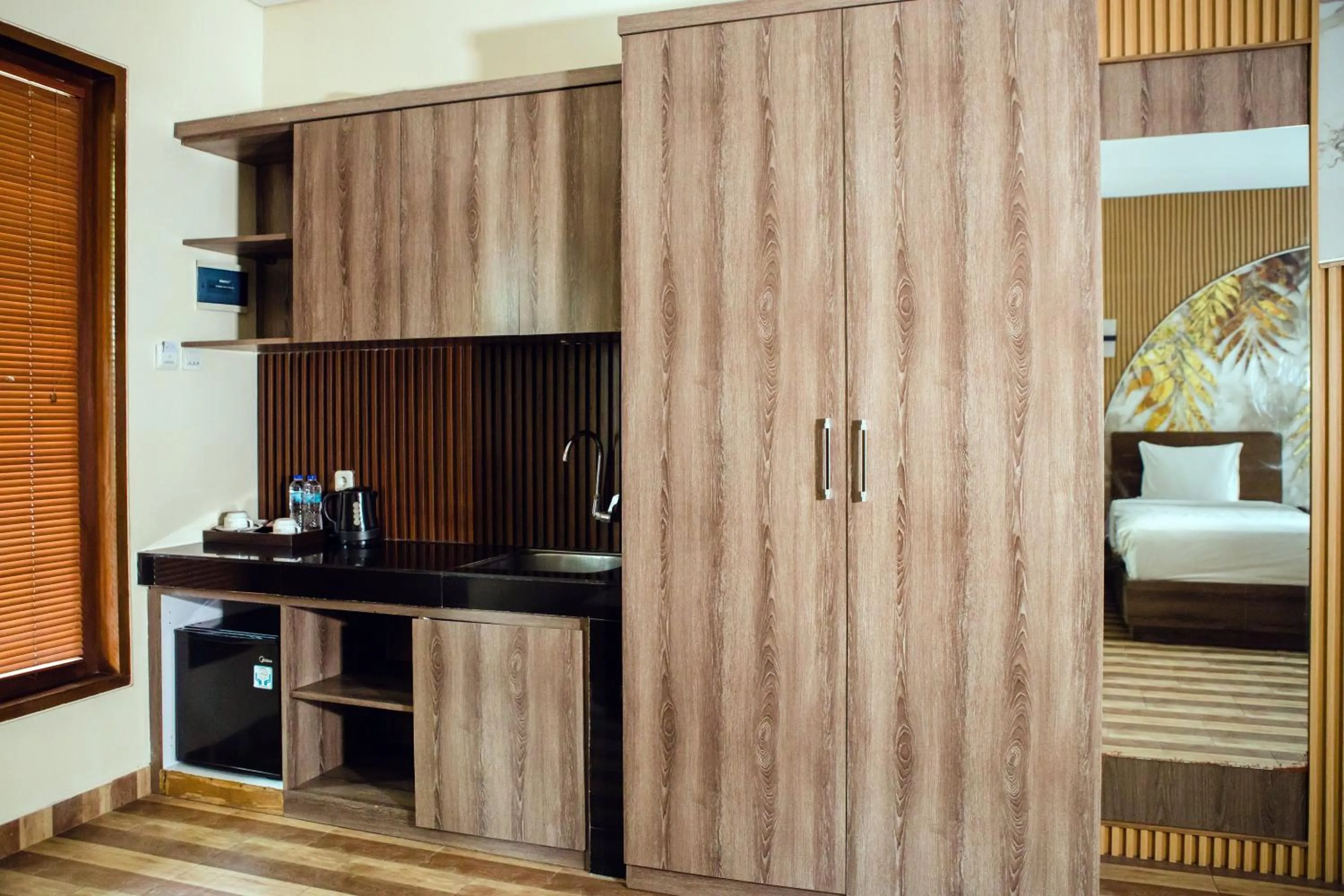 dishwasher, Bed in Grand Kesambi Resort and Villas Seminyak