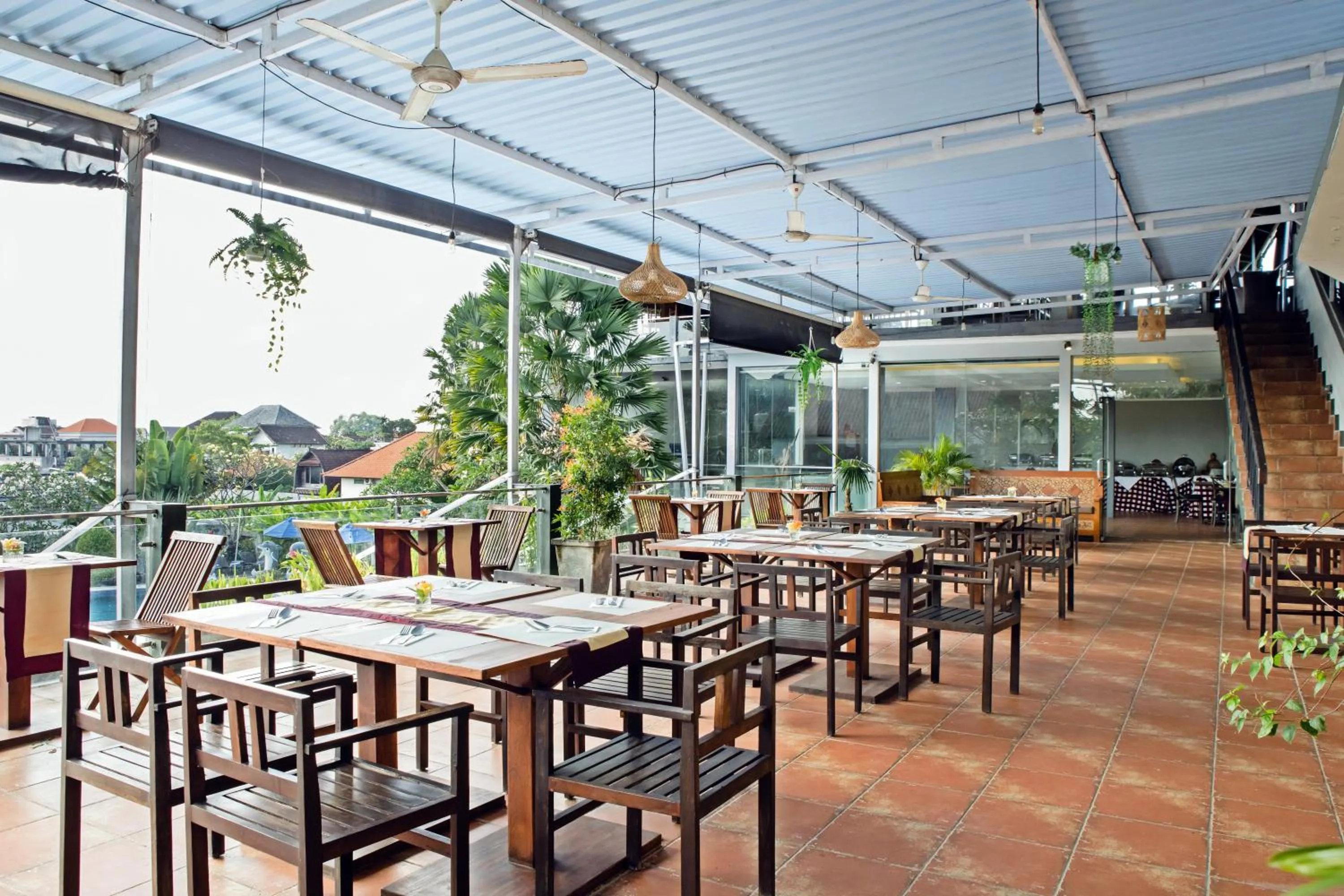 Restaurant/places to eat in Grand Kesambi Resort and Villas Seminyak