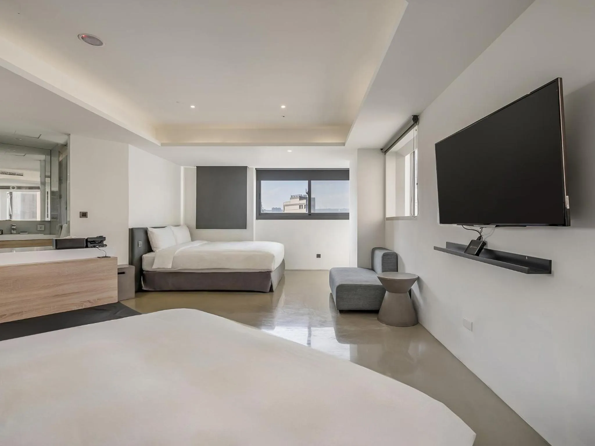 Bed in CHECK inn Taichung Liming