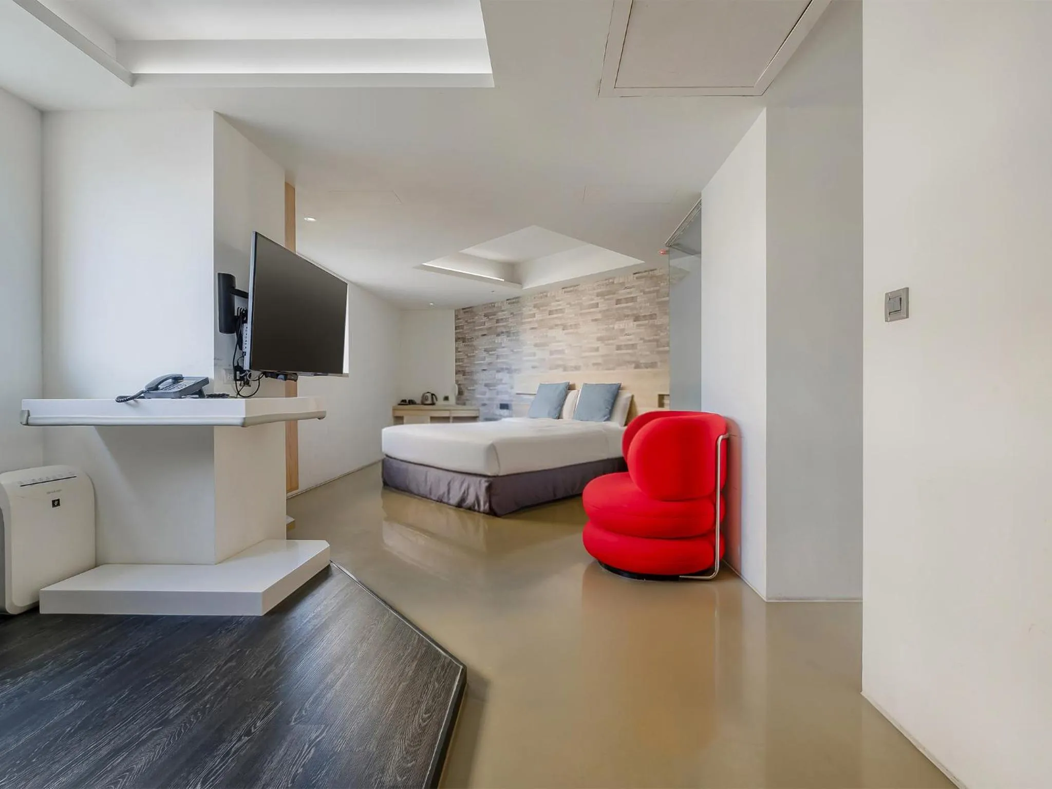 Bed in CHECK inn Taichung Liming