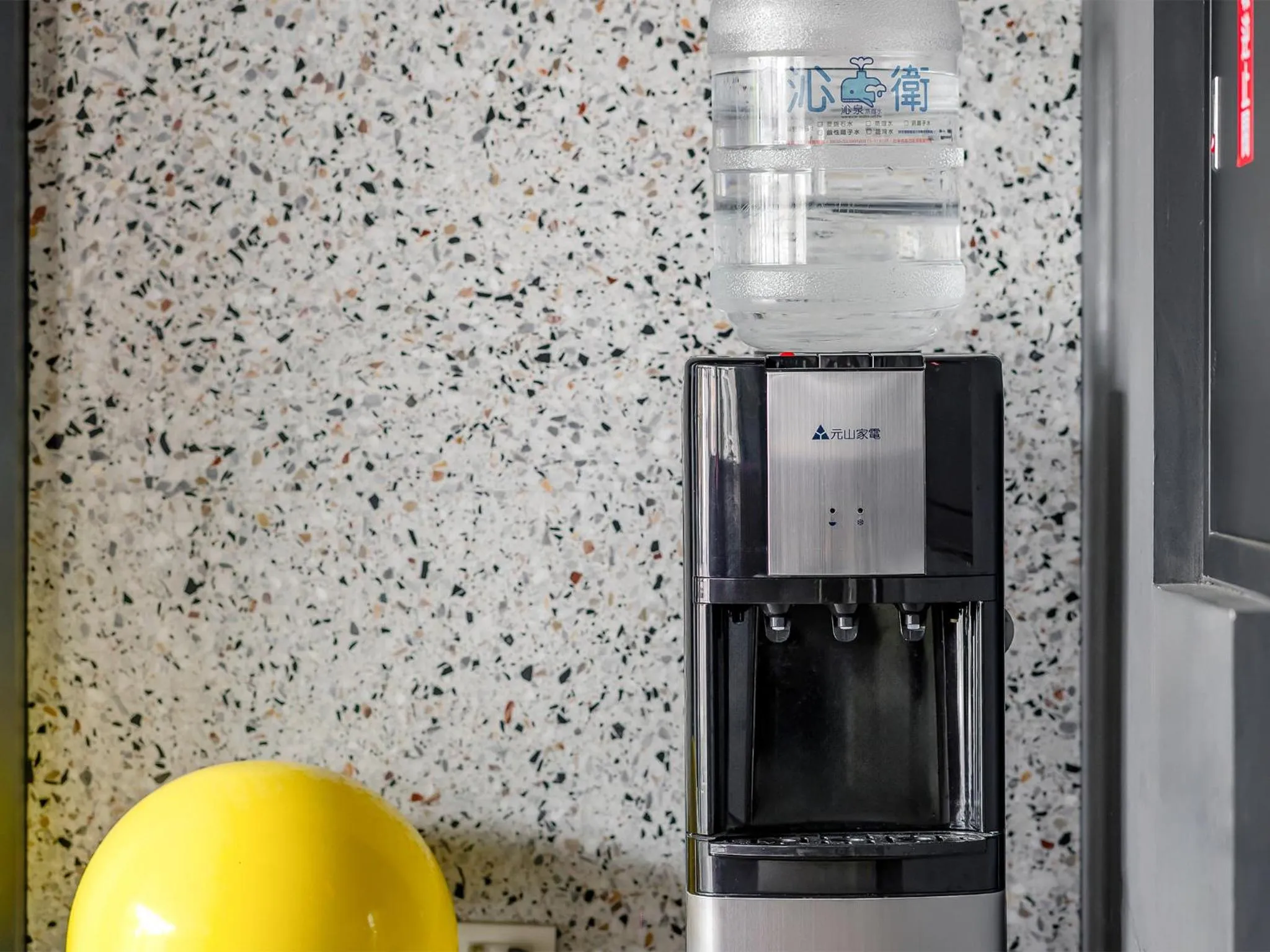 CHECK inn Taichung Liming